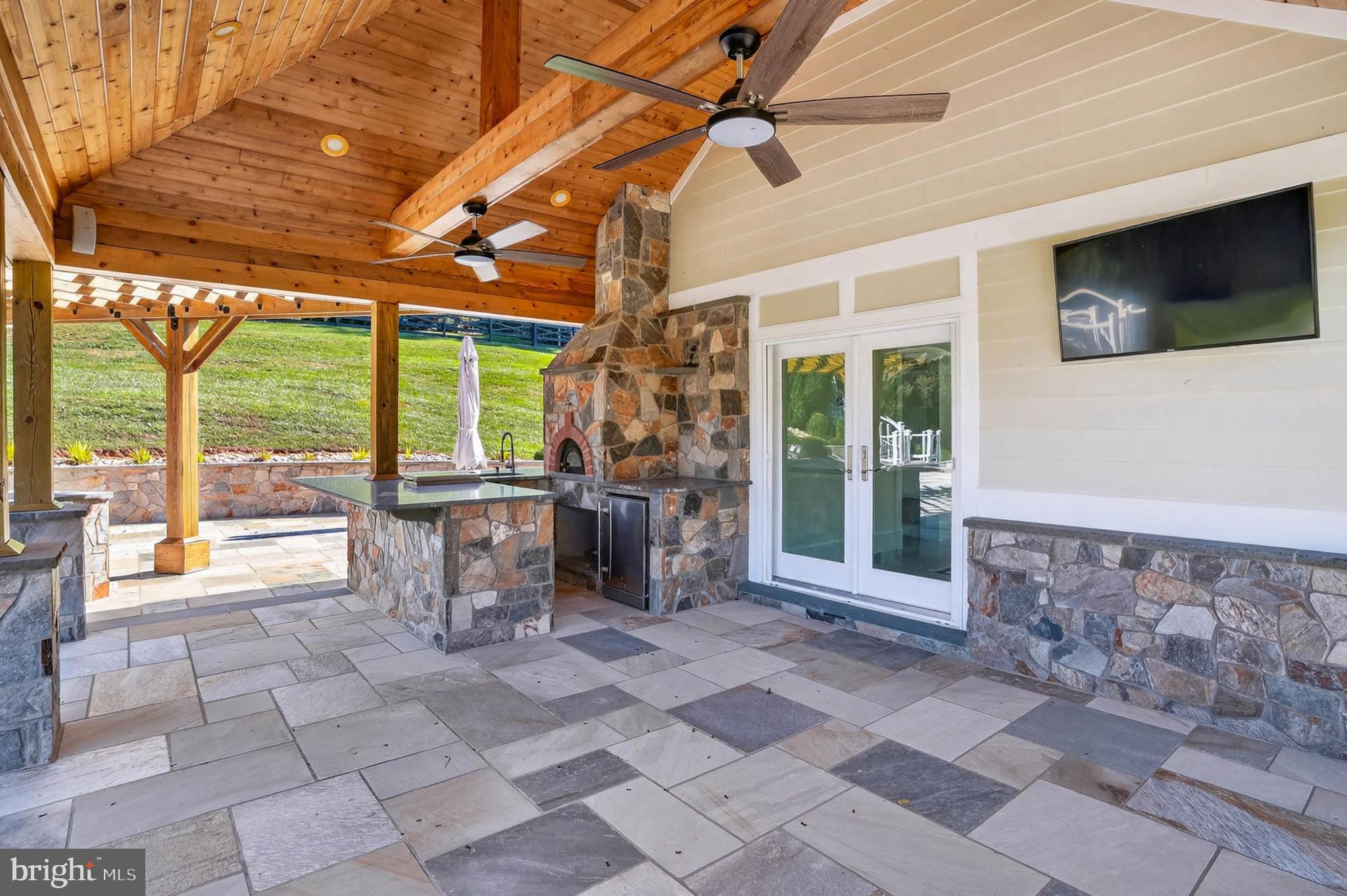 HIGHLAND - Residential