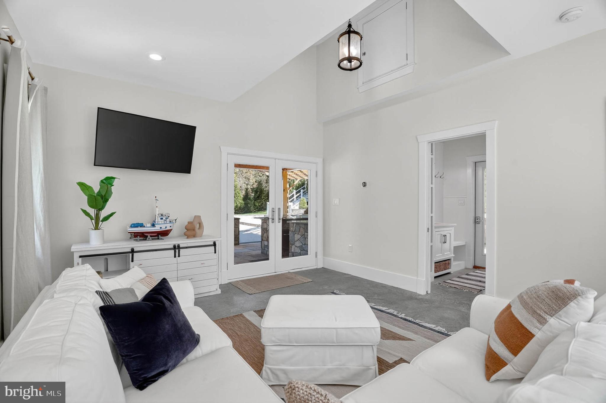 HIGHLAND - Residential