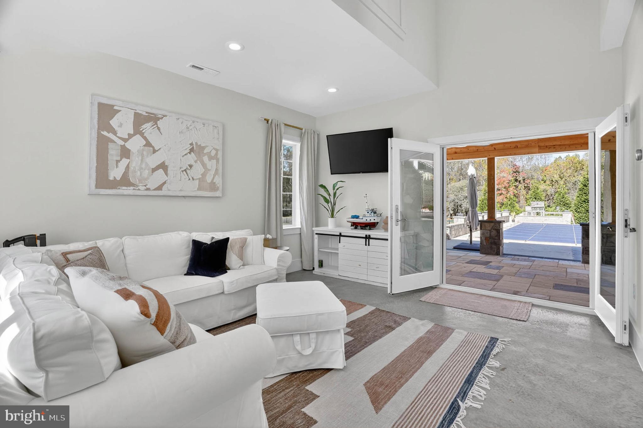 HIGHLAND - Residential