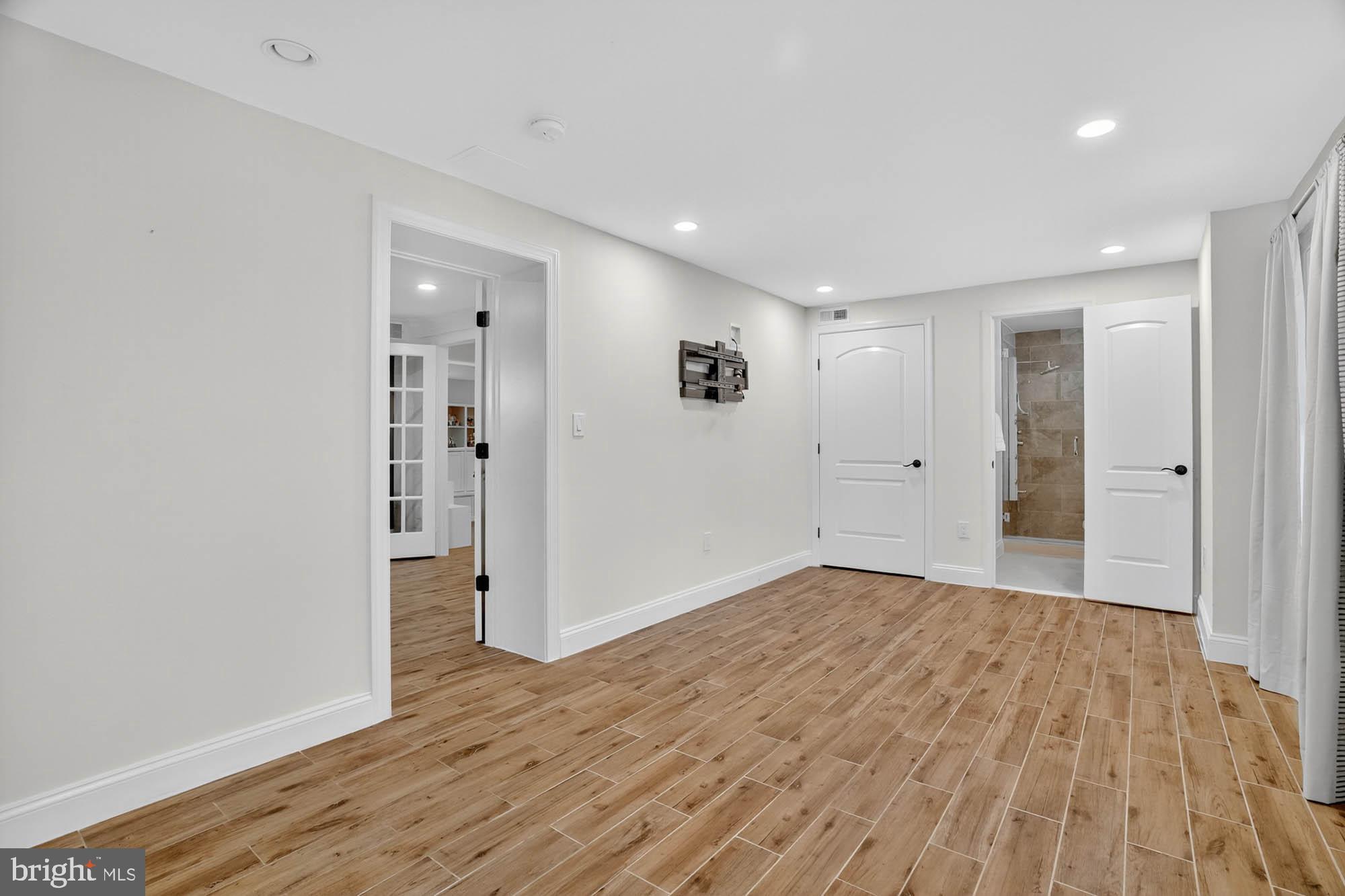 HIGHLAND - Residential