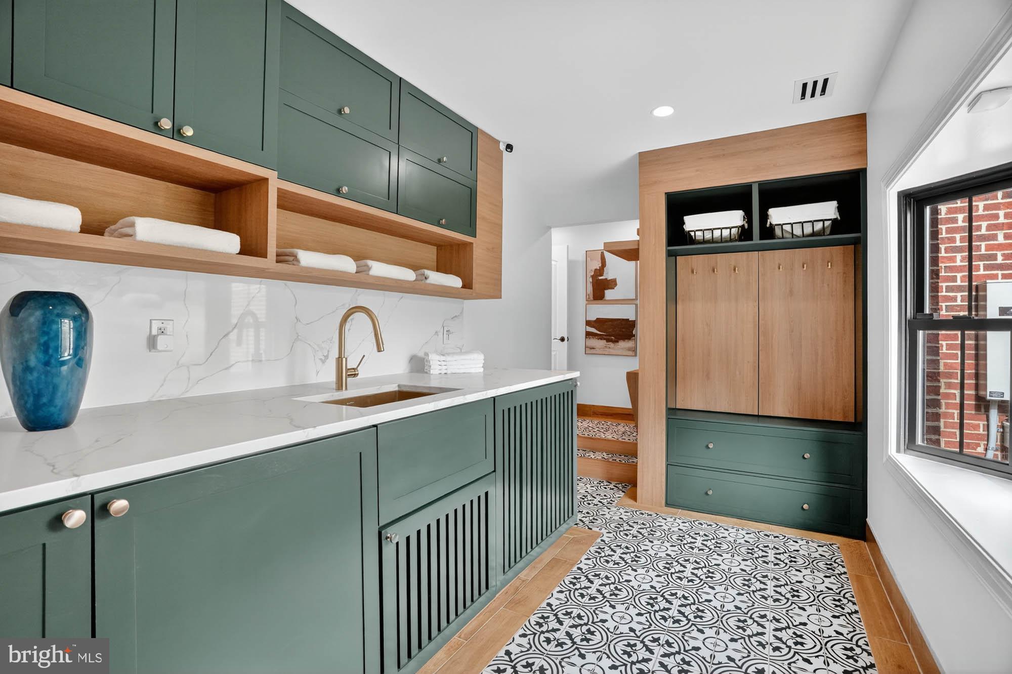 HIGHLAND - Residential