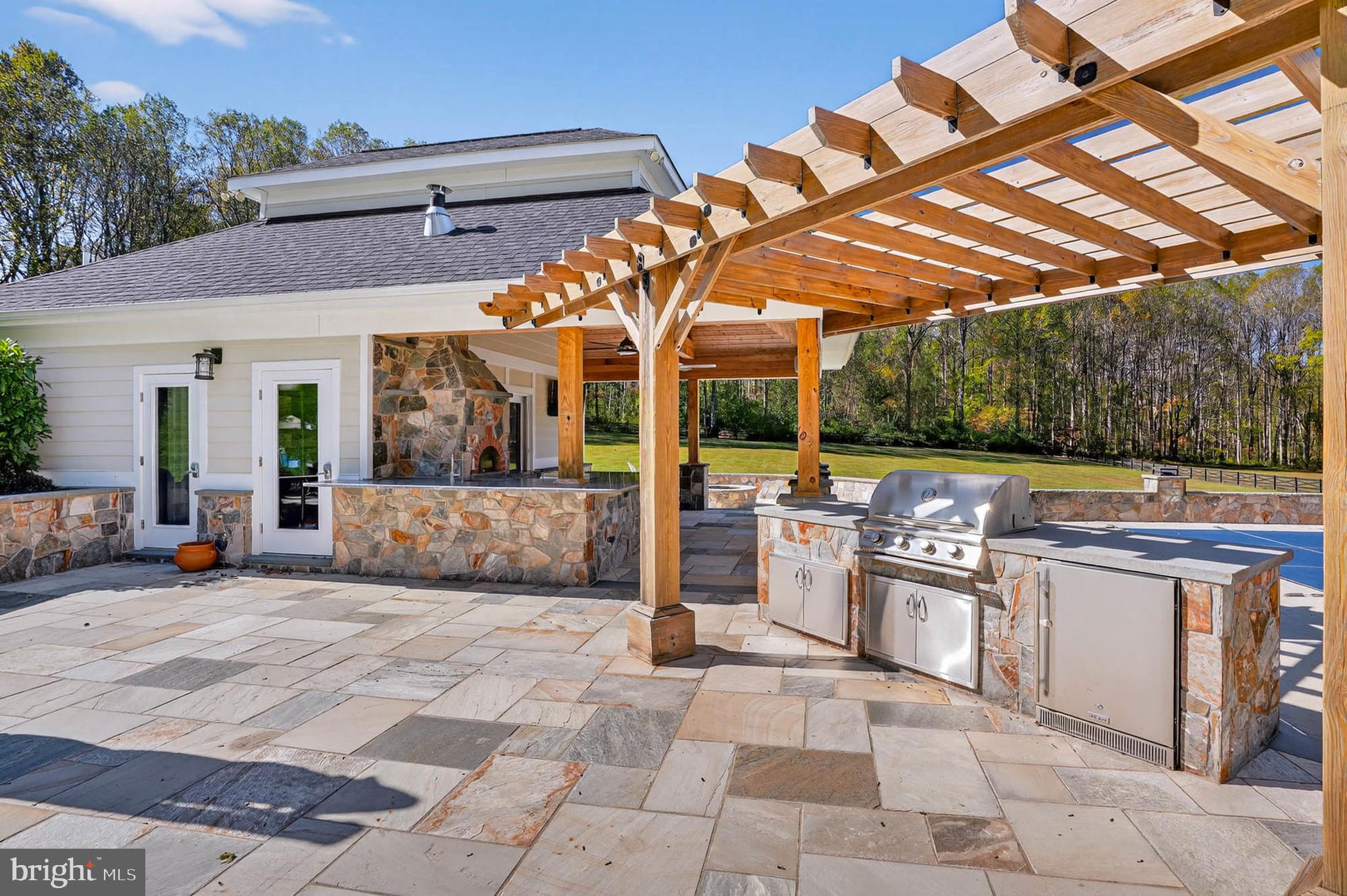 HIGHLAND - Residential