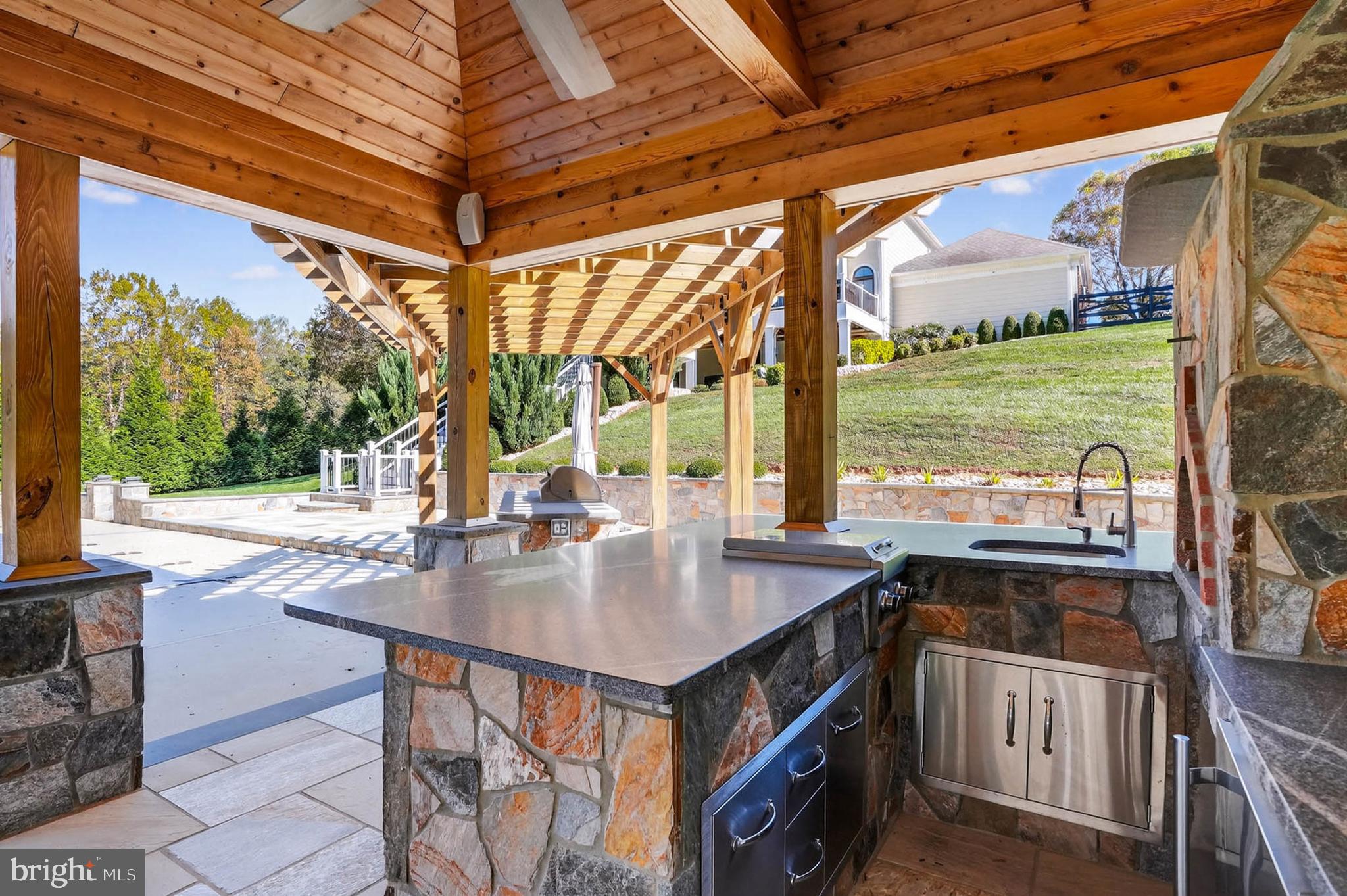 HIGHLAND - Residential