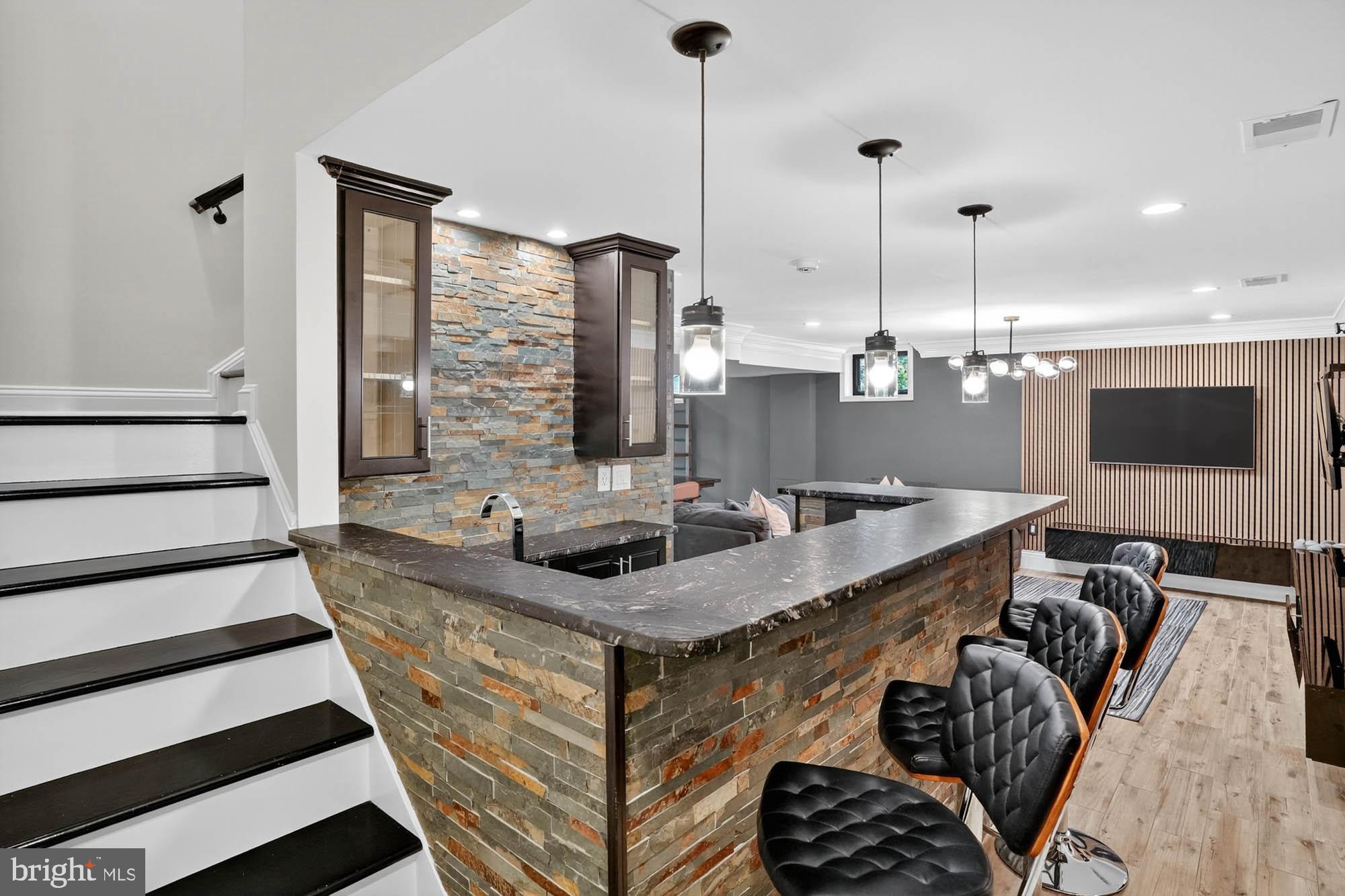 HIGHLAND - Residential