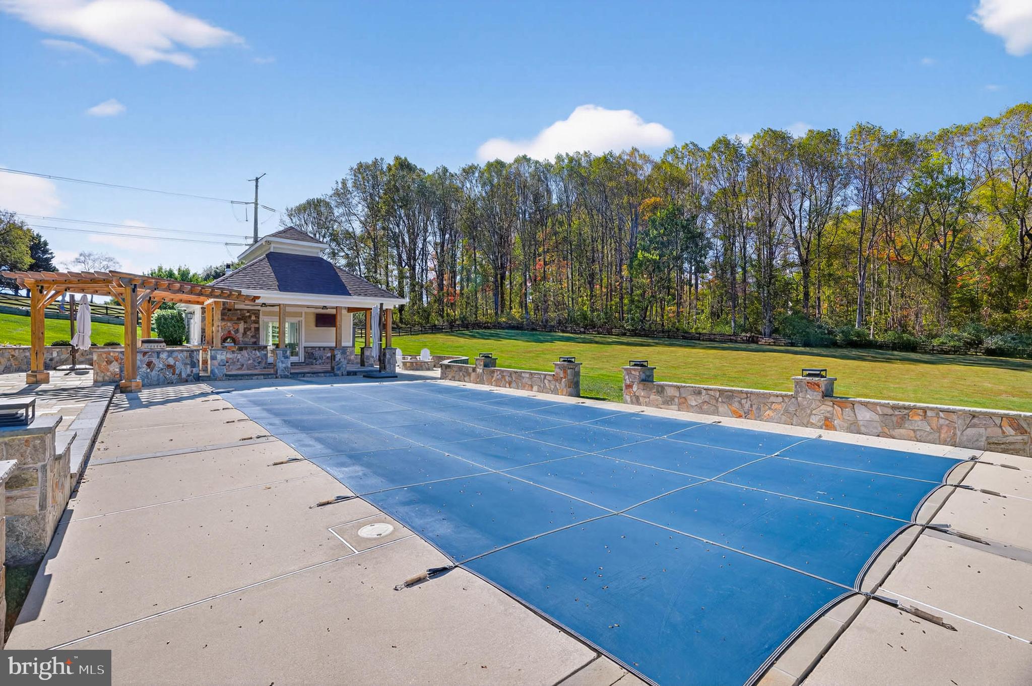 HIGHLAND - Residential