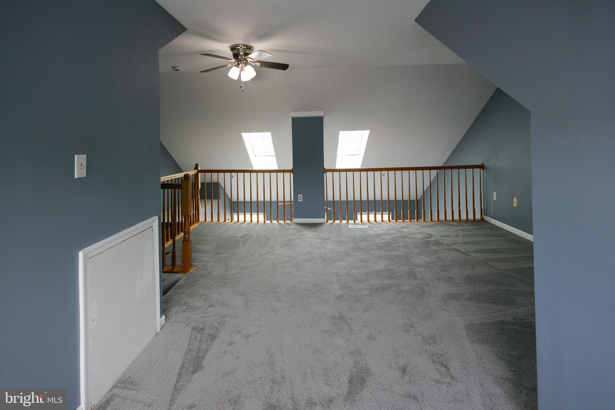 STONEY BEACH - Residential