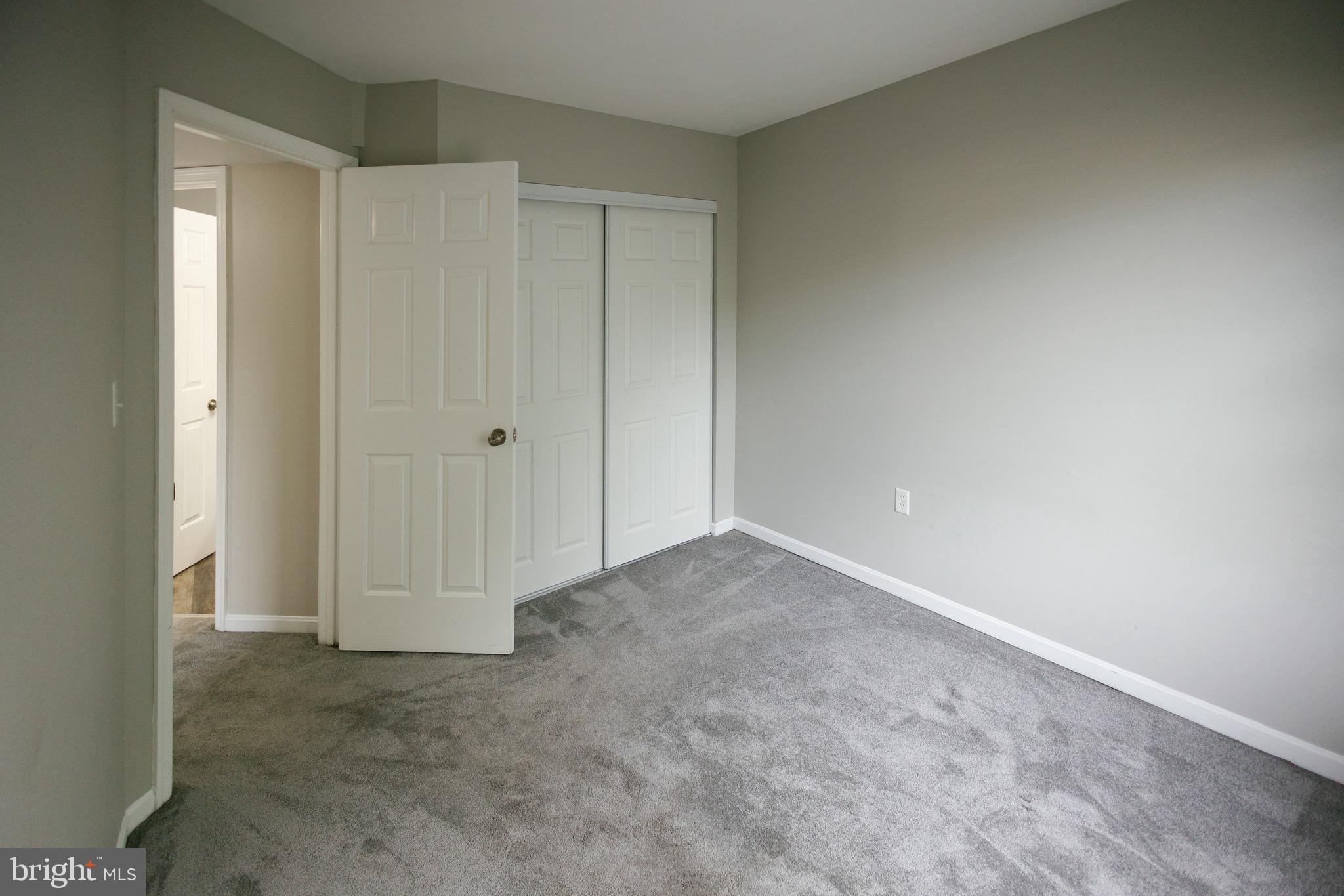 STONEY BEACH - Residential