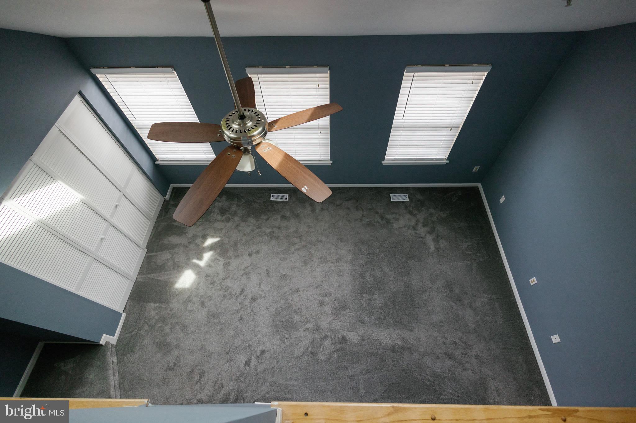 STONEY BEACH - Residential