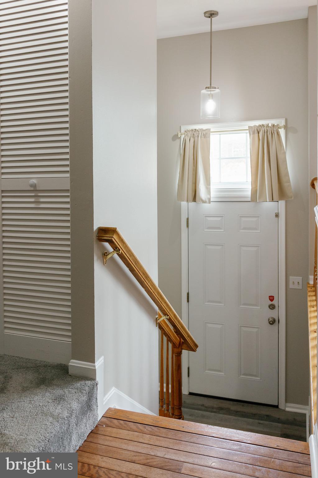 STONEY BEACH - Residential