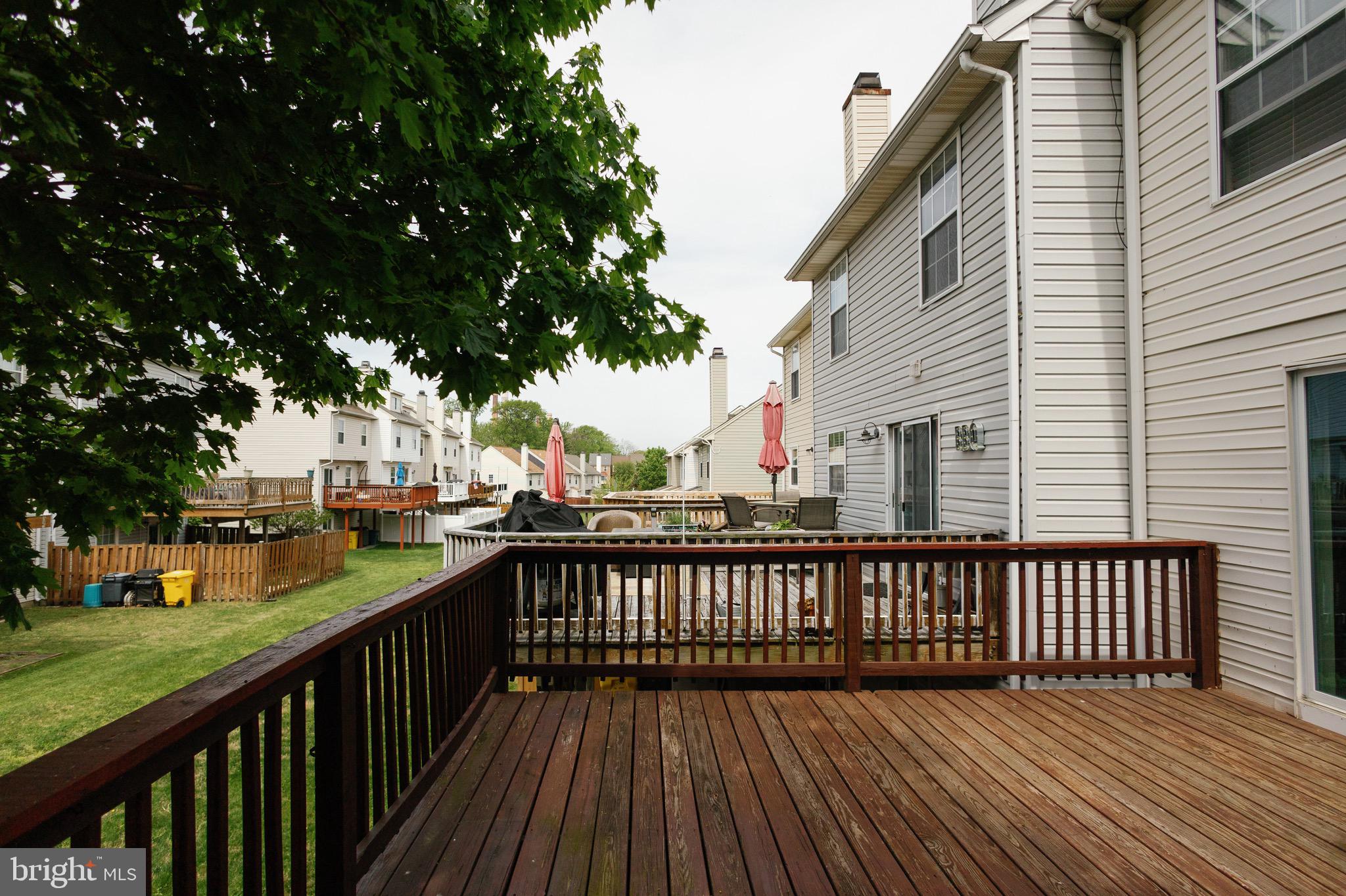 STONEY BEACH - Residential