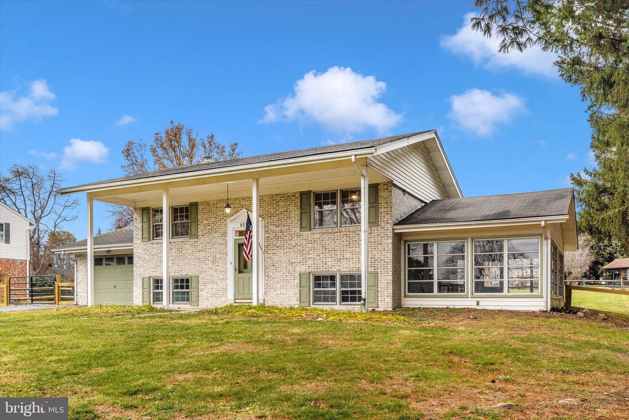 BROADVIEW ACRES - Residential