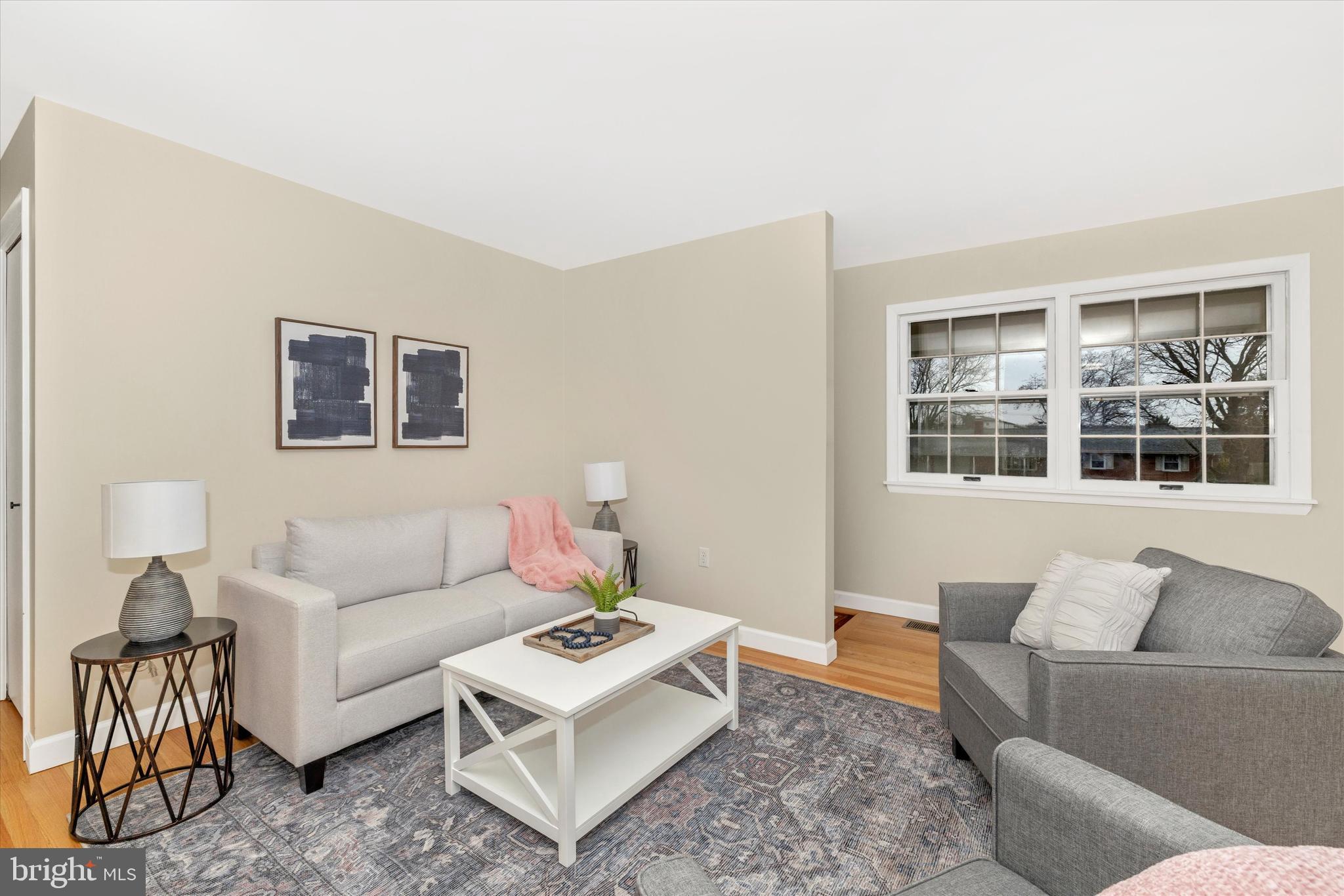 BROADVIEW ACRES - Residential