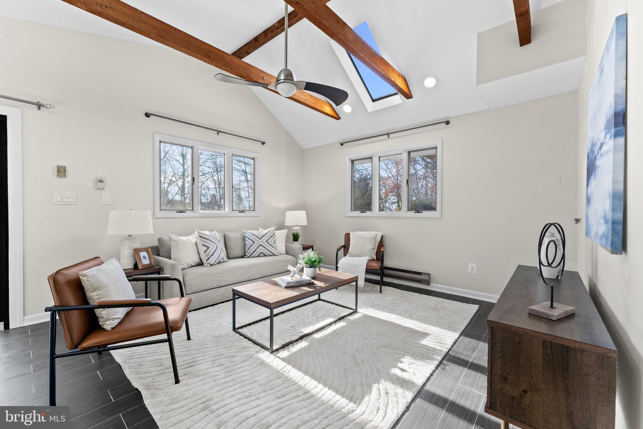 STONEGATE - Residential