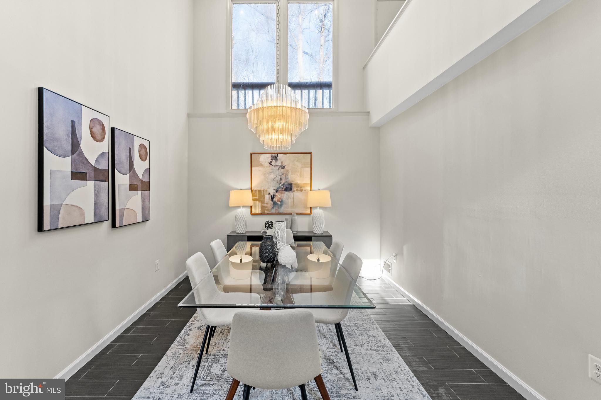 STONEGATE - Residential