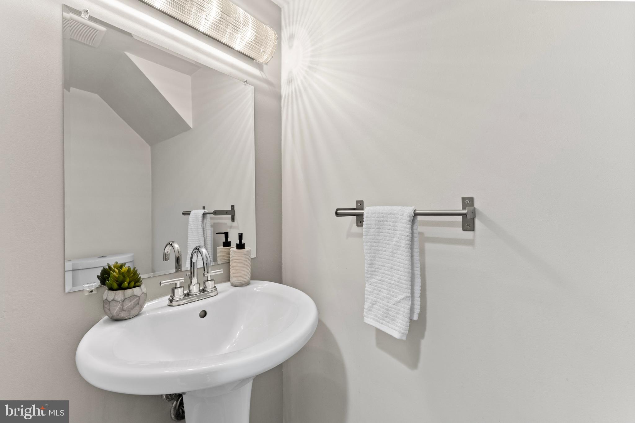 STONEGATE - Residential