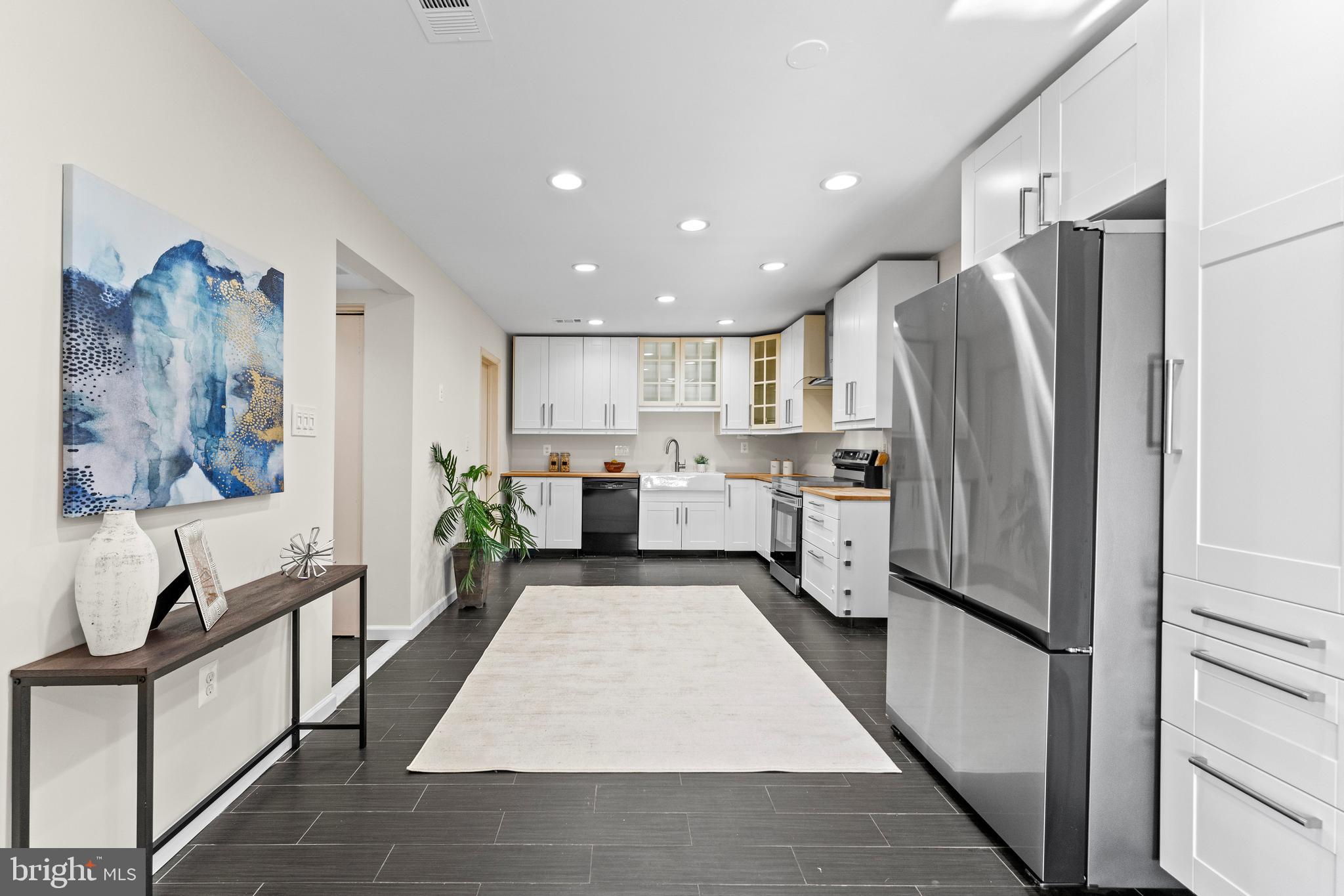 STONEGATE - Residential