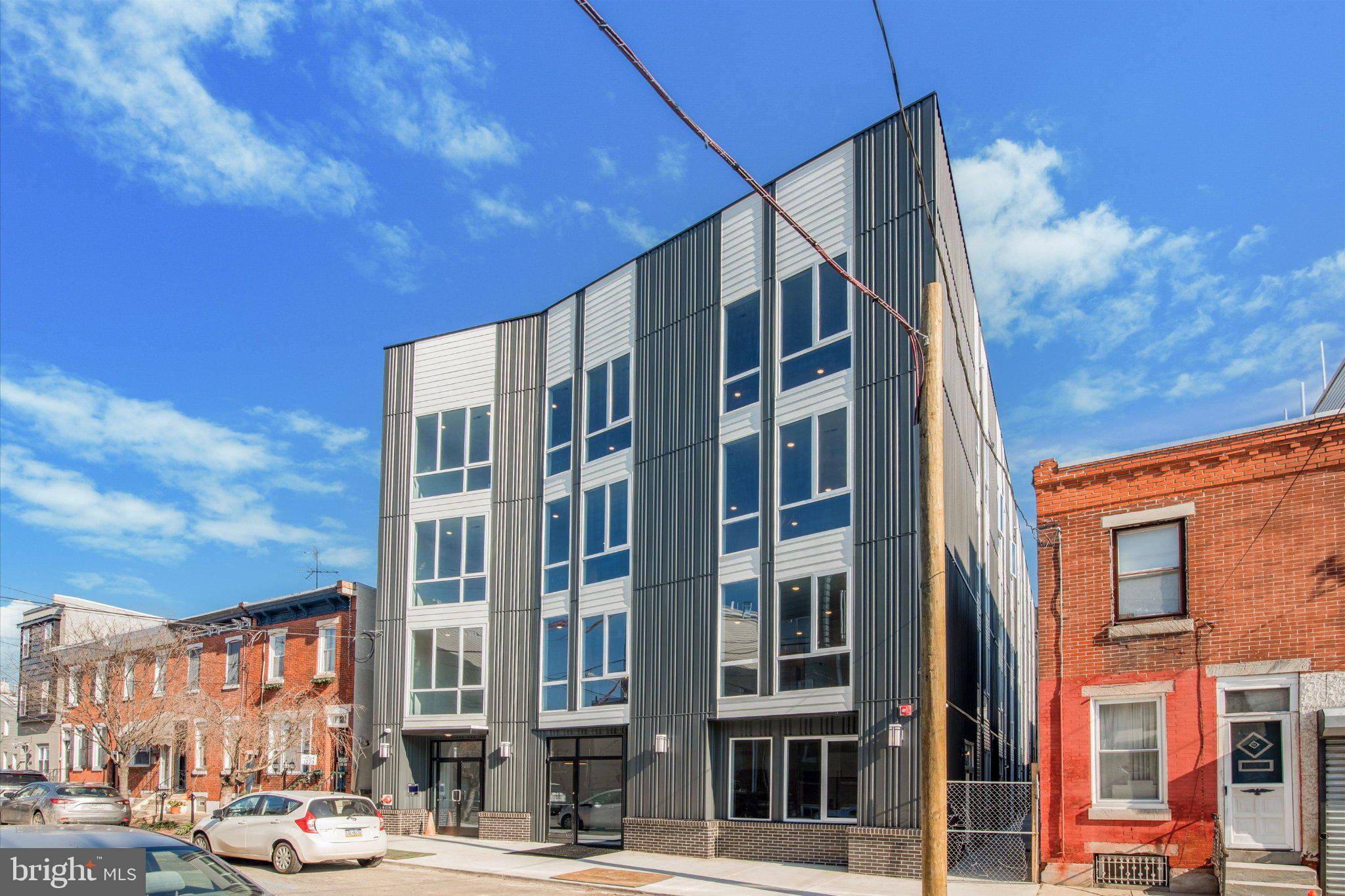1221 E FLETCHER STREET 212