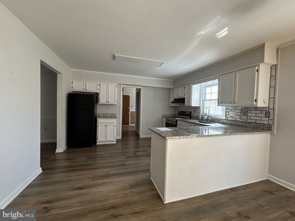 3402 WILLIAMSBURG DRIVE