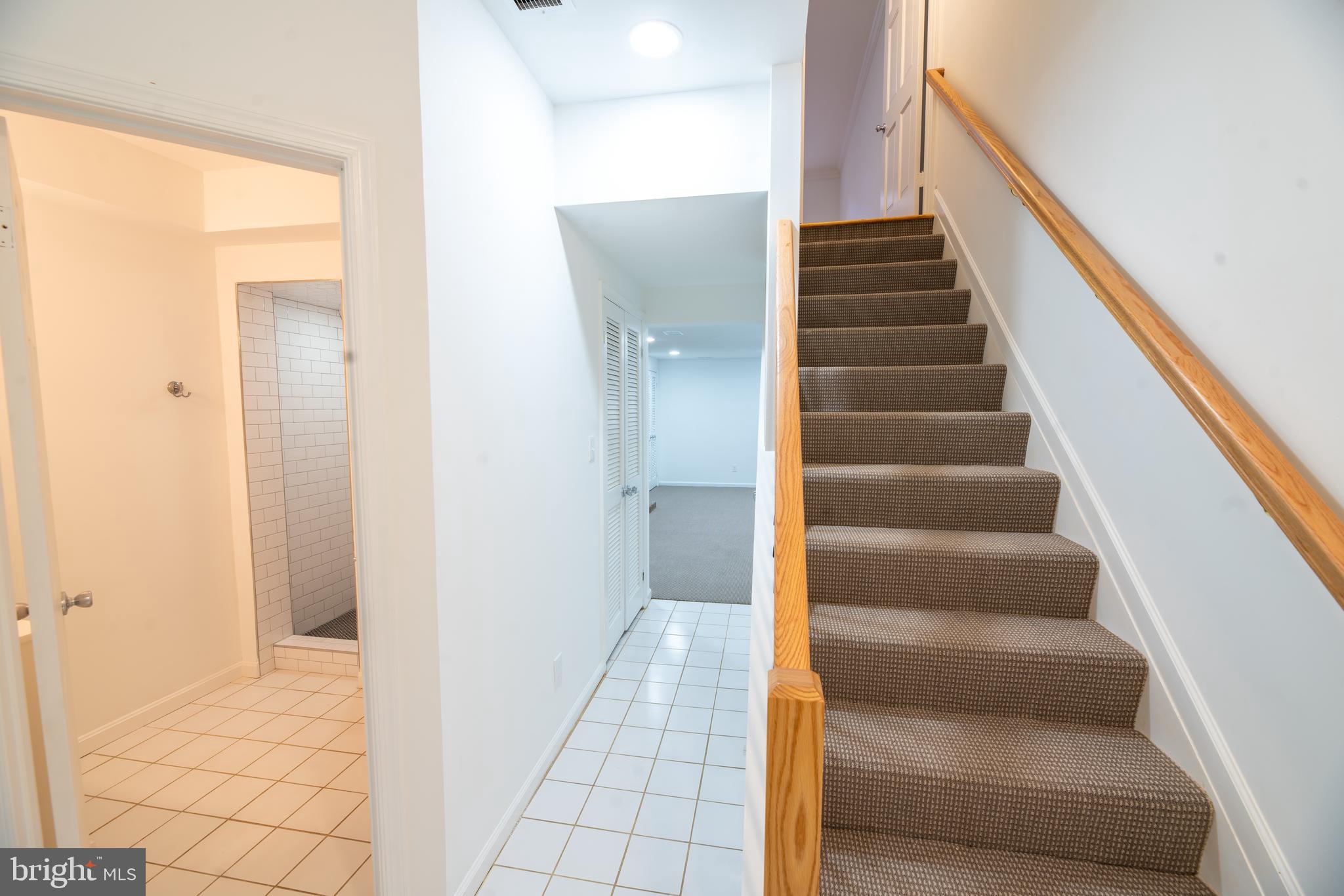 ALEXANDRIA - Residential