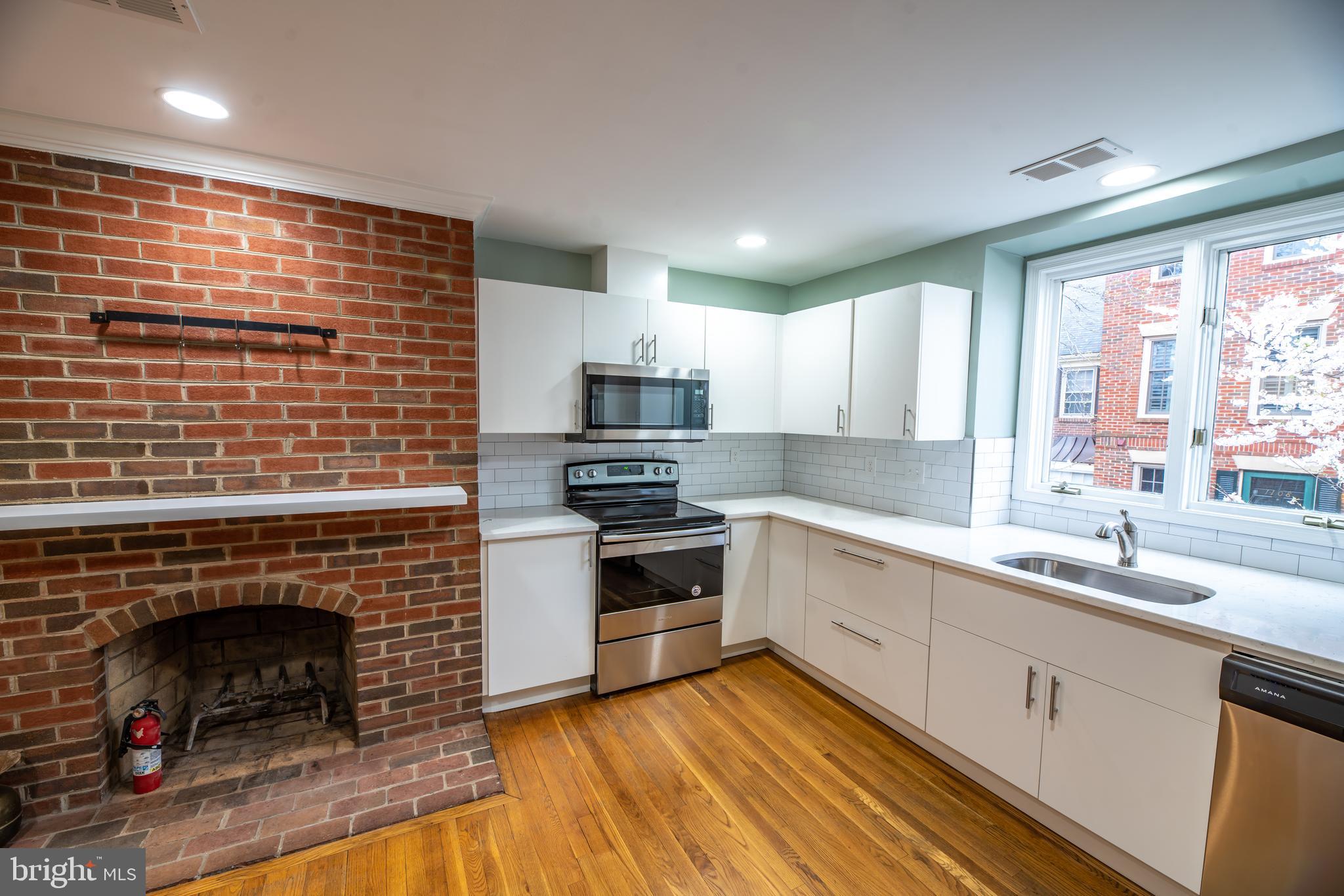 ALEXANDRIA - Residential