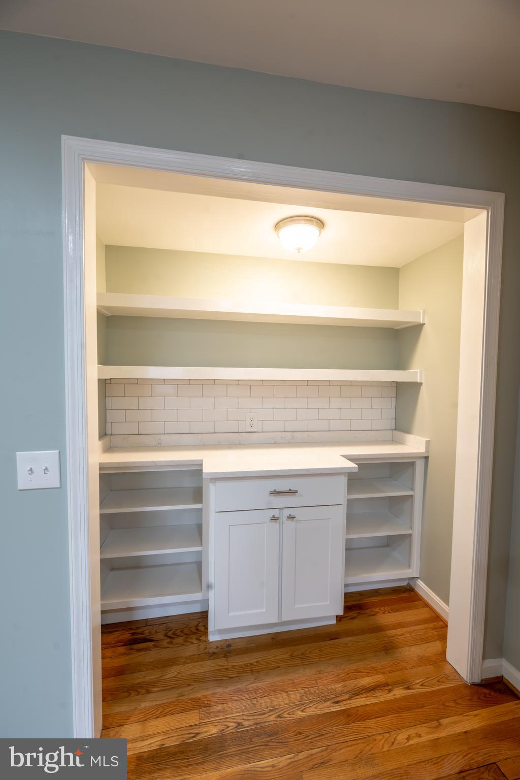 ALEXANDRIA - Residential