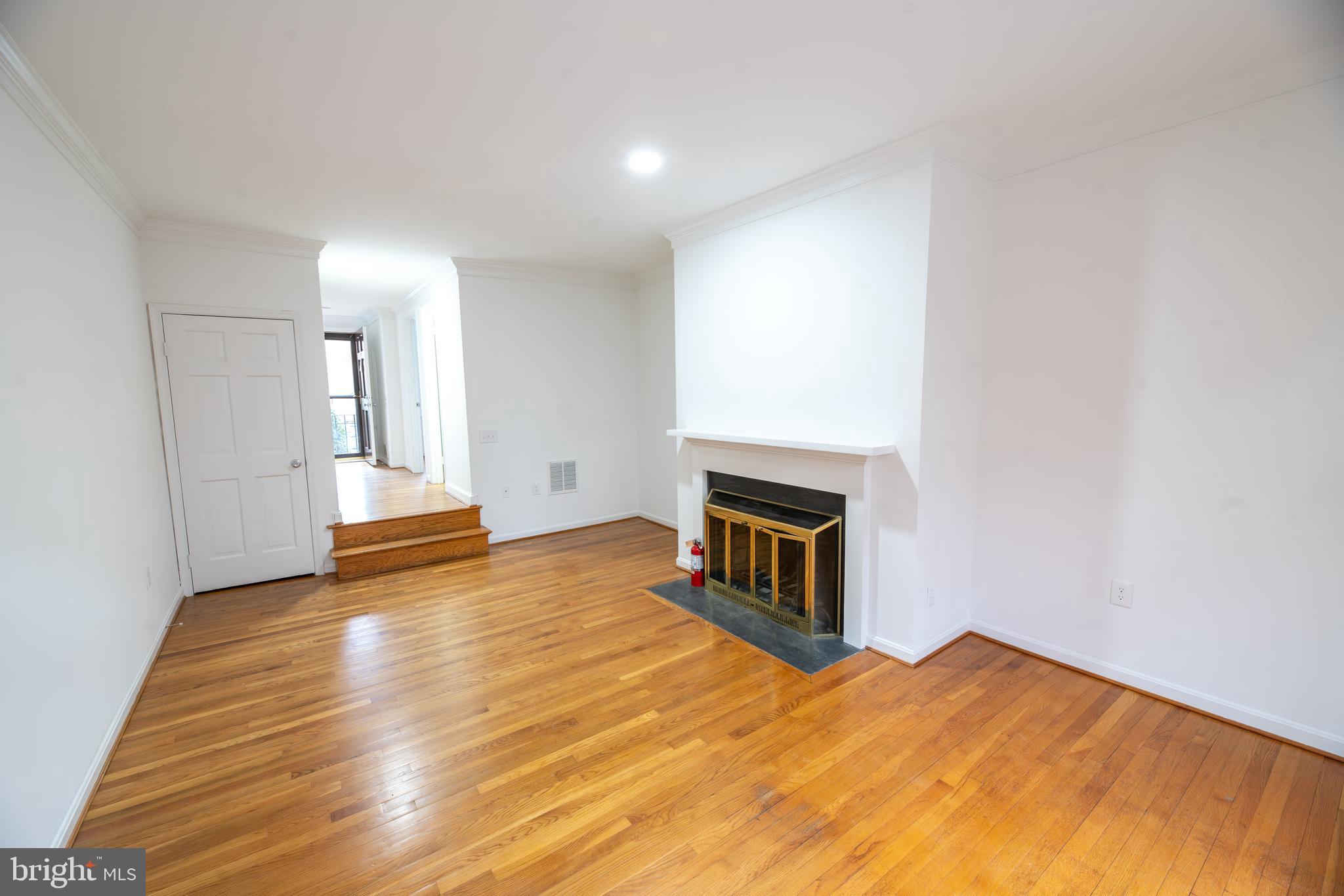 ALEXANDRIA - Residential