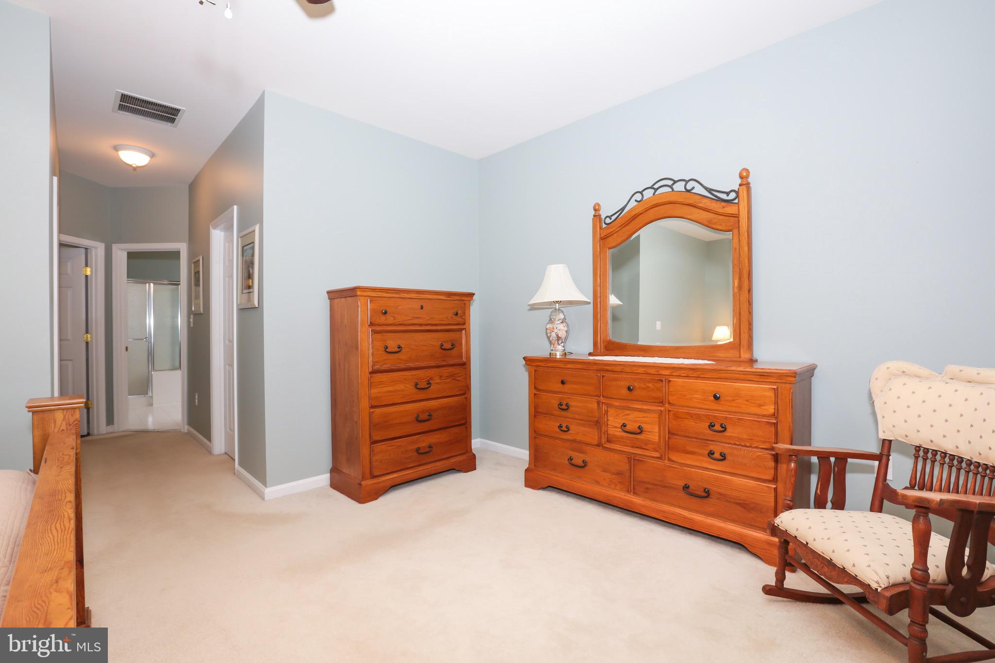 VINT HILL - Residential