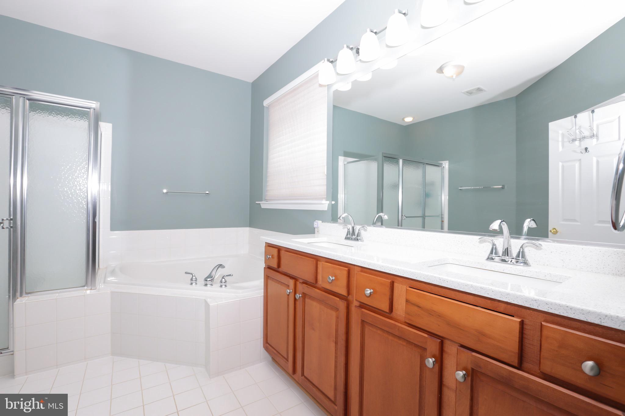 VINT HILL - Residential