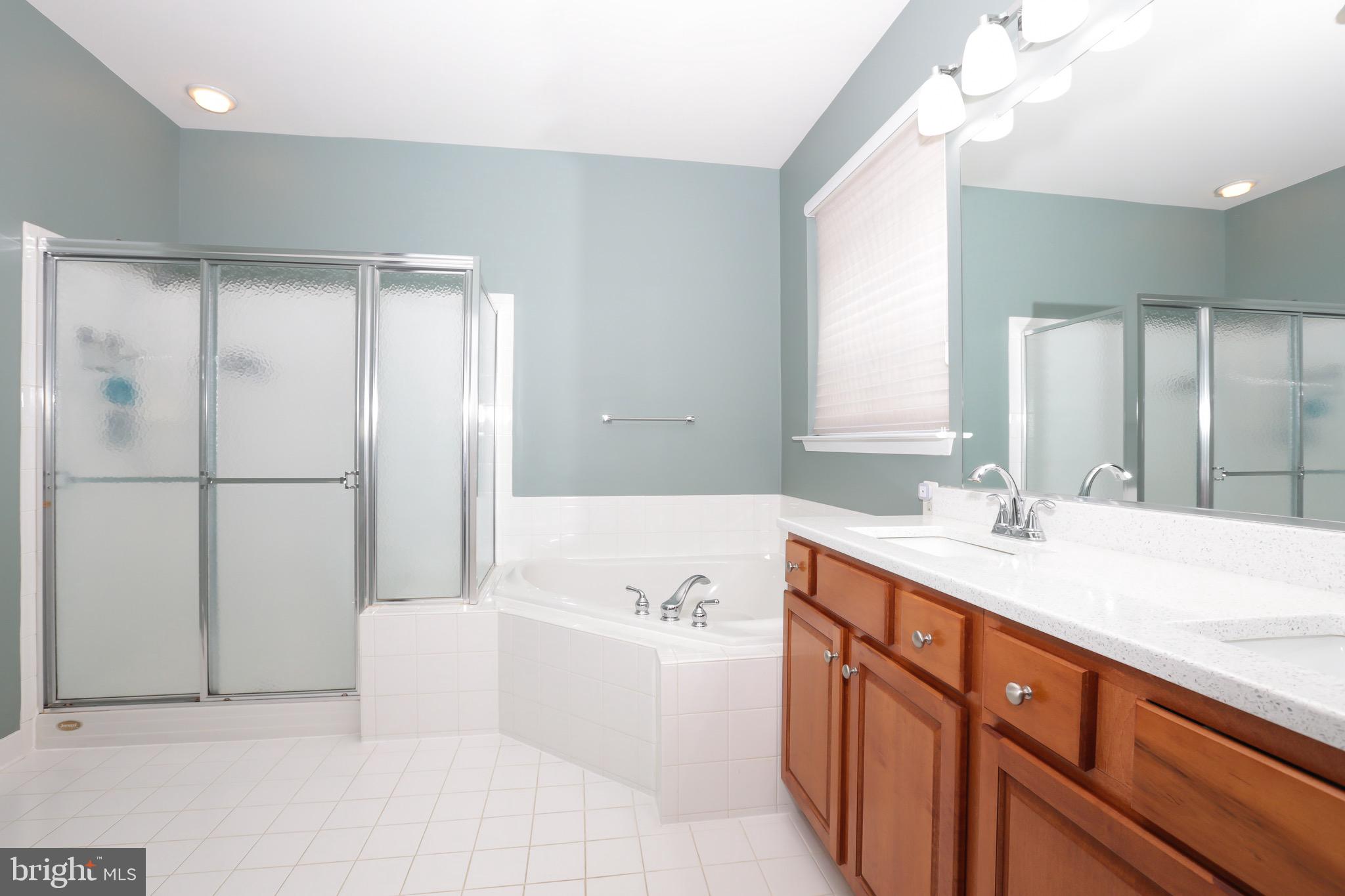 VINT HILL - Residential