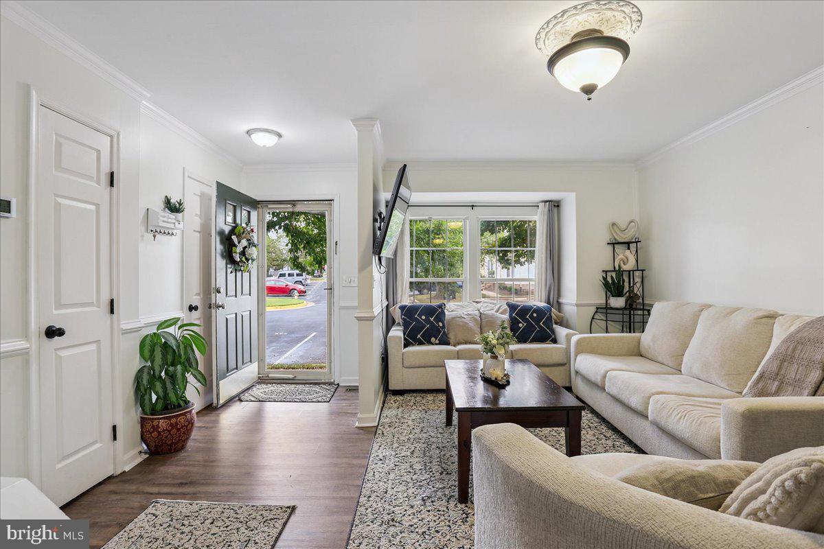 9781 MOCK ORANGE COURT