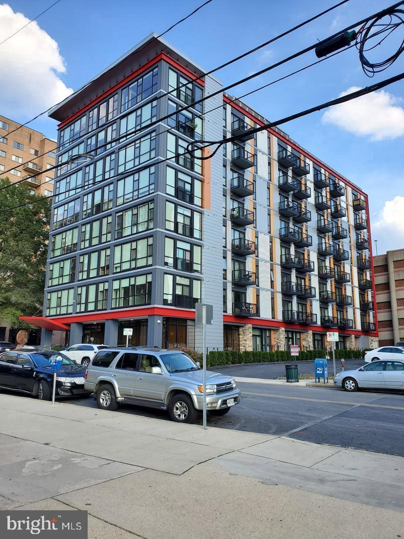 DOWNTOWN SILVER SPRING - Residential