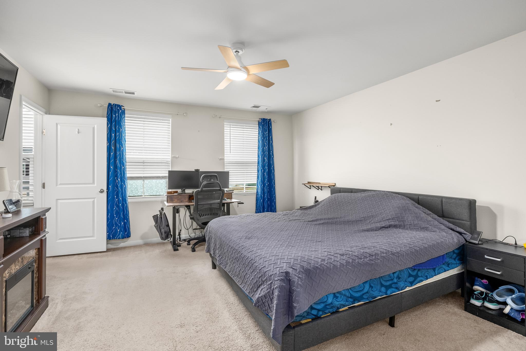 WILDERNESS SHORES - Residential