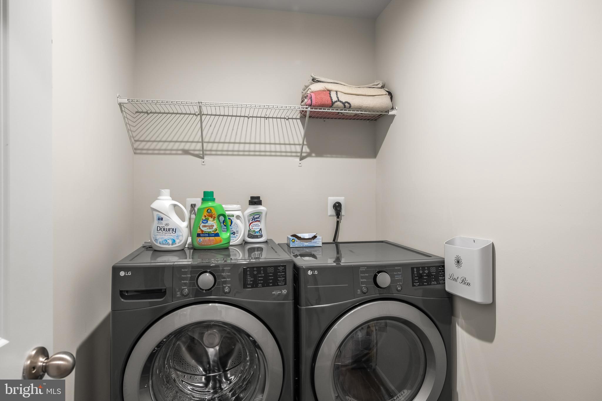 WILDERNESS SHORES - Residential