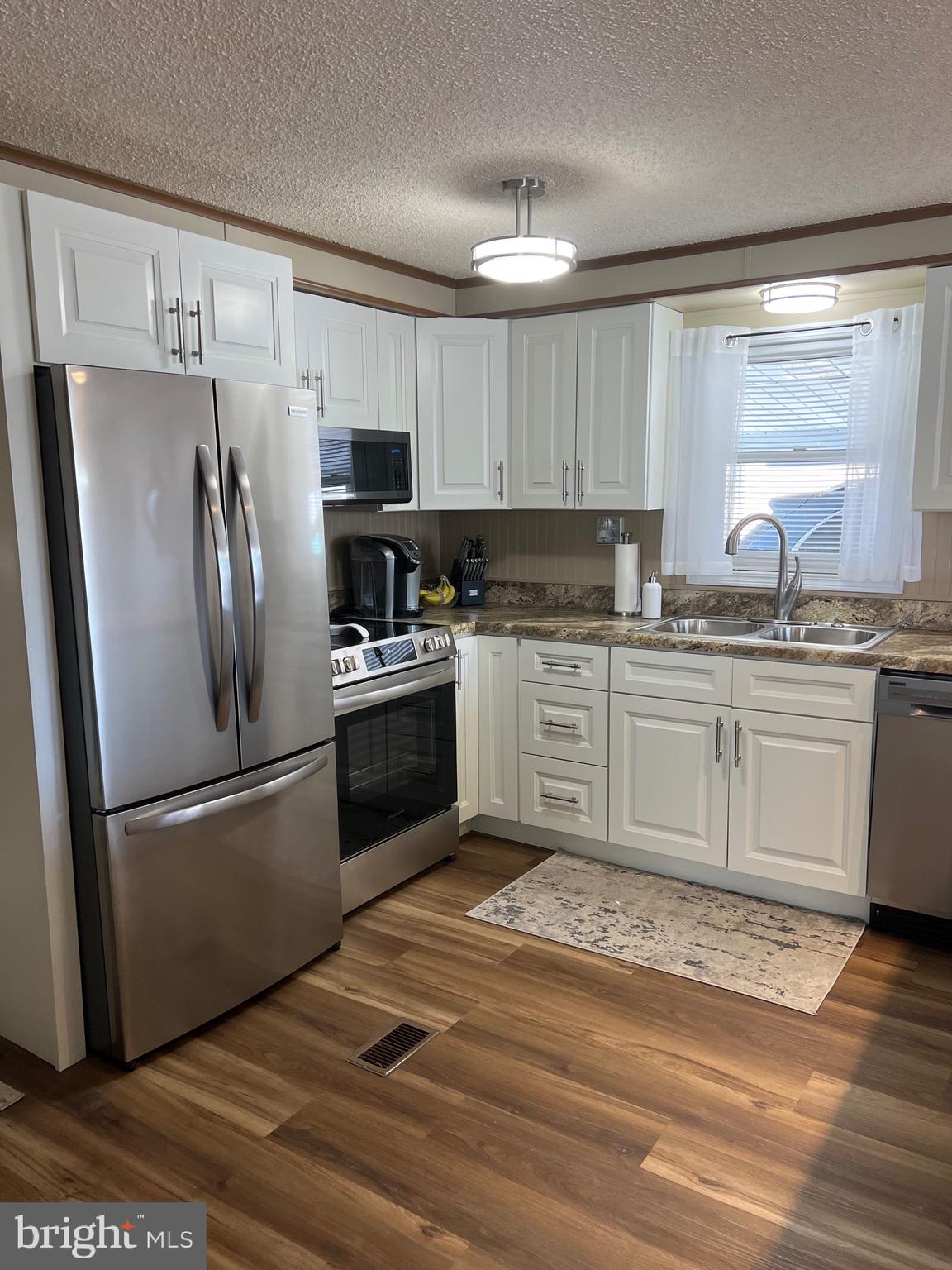 WESTVIEW TERRACE - Residential