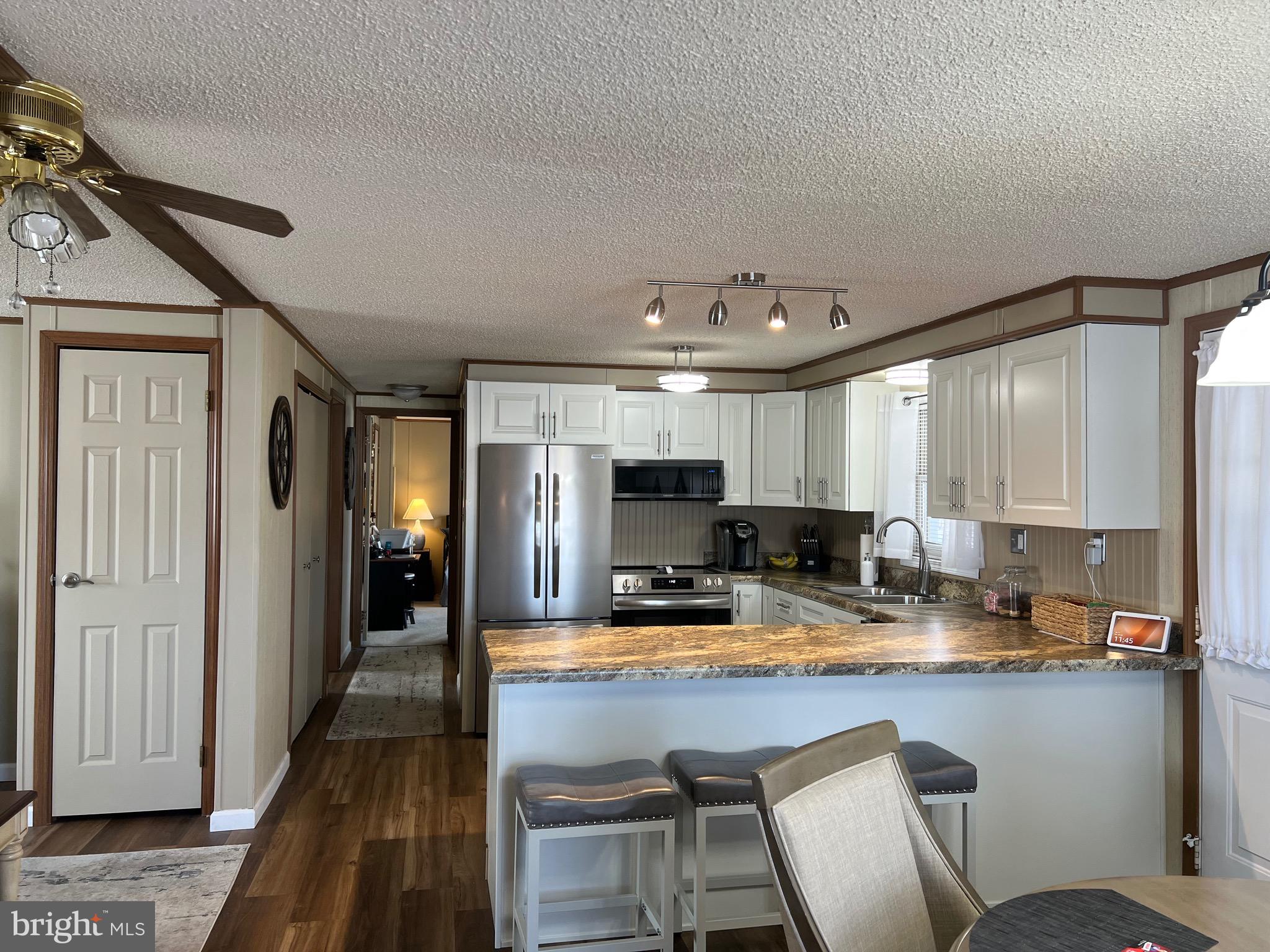 WESTVIEW TERRACE - Residential