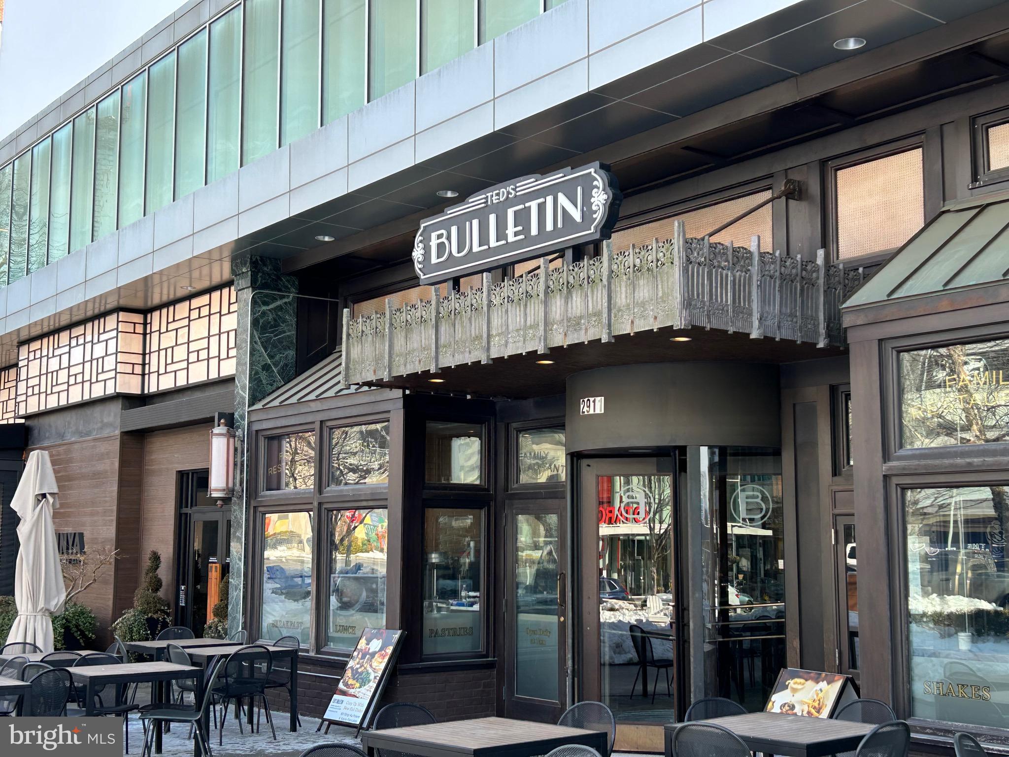 LEE LANDING COND - Residential