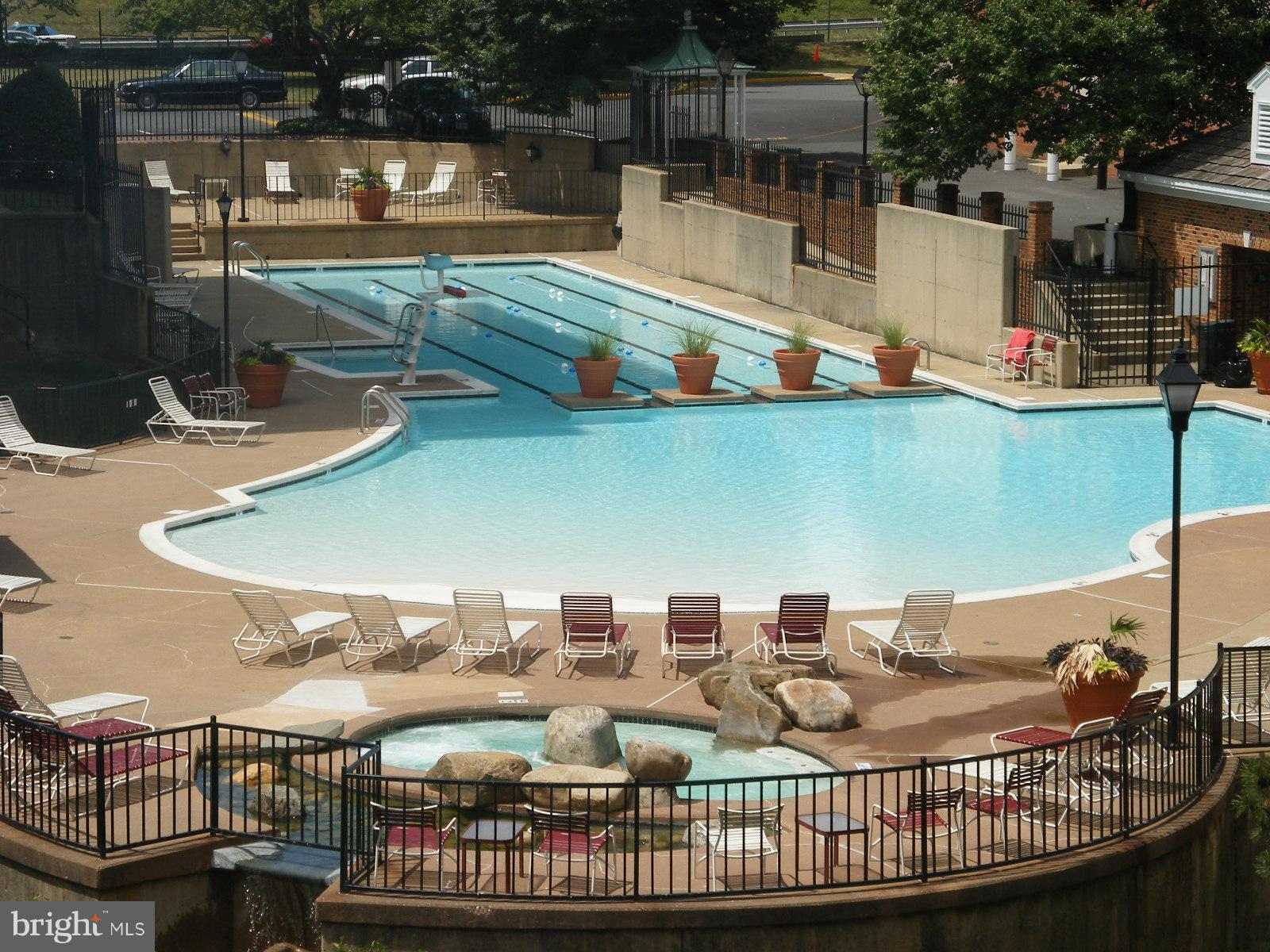 RIVER PLACE - Residential Lease