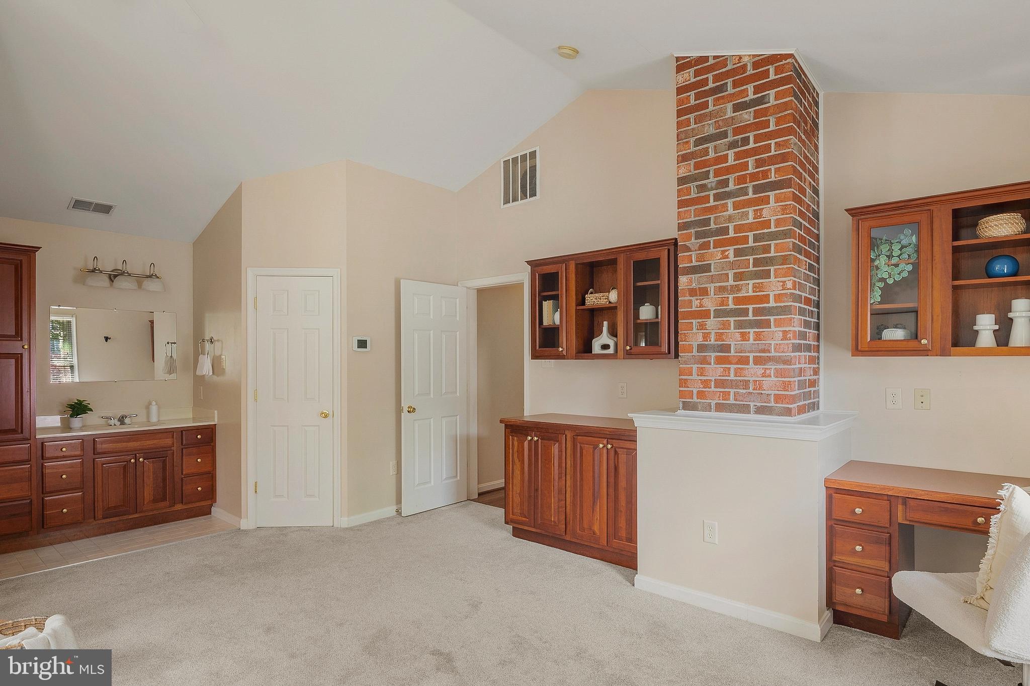DORSEY HALL - Residential