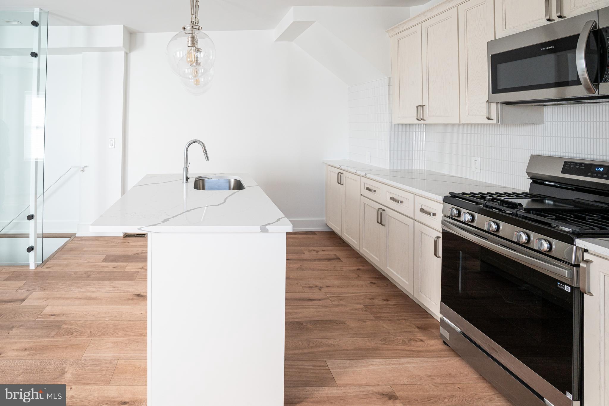 ARDMORE - Residential Lease