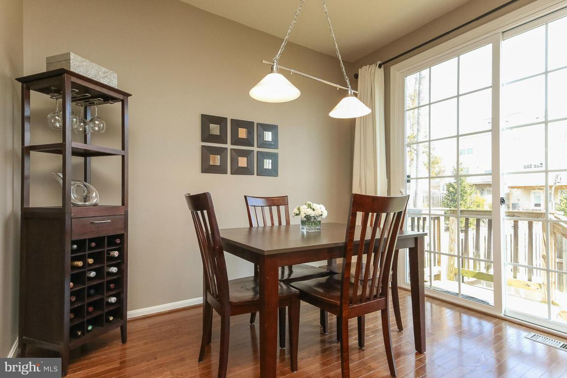 PEMBROOKE - Residential