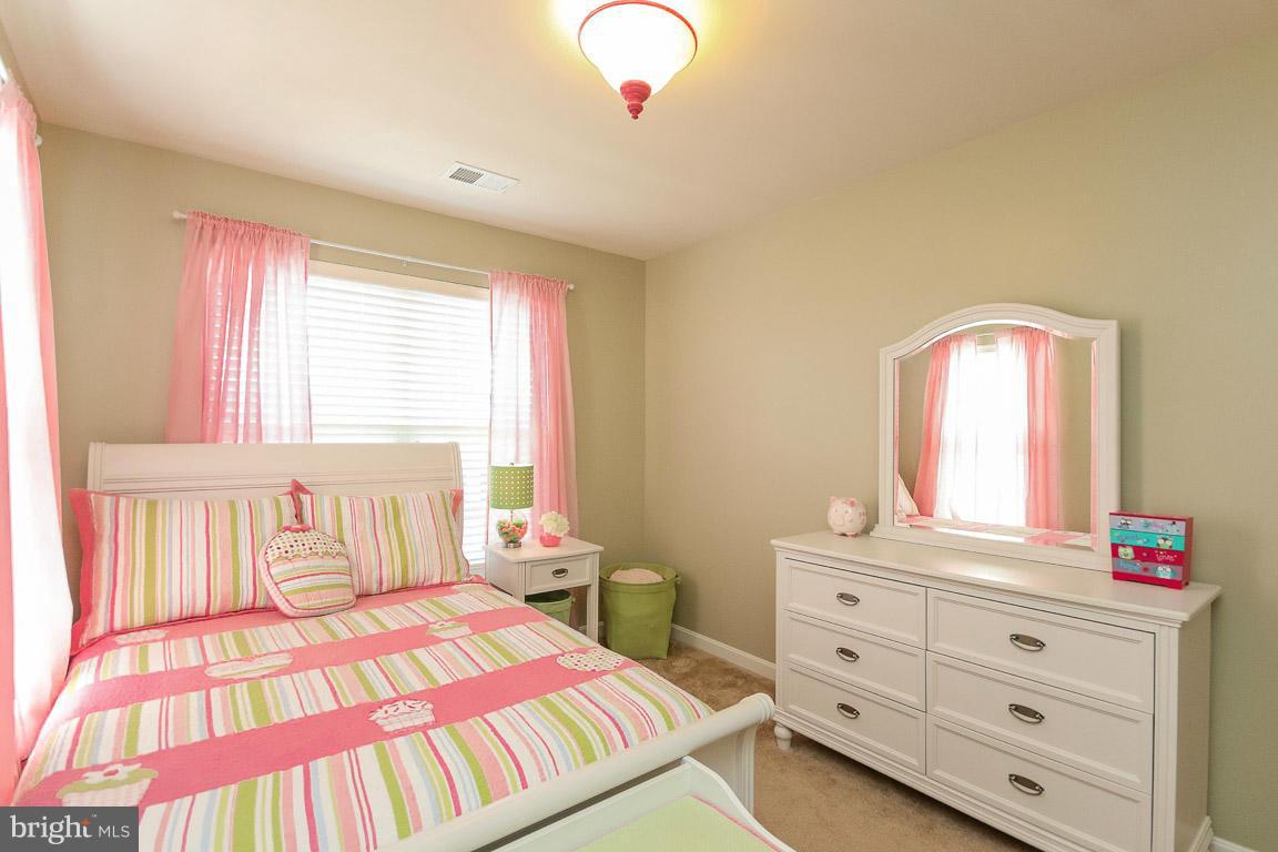 PEMBROOKE - Residential