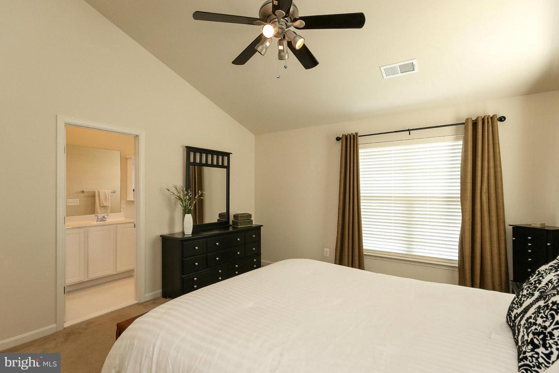 PEMBROOKE - Residential