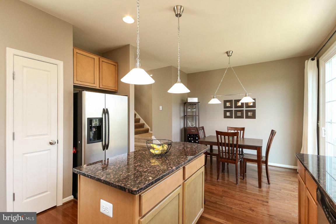 PEMBROOKE - Residential