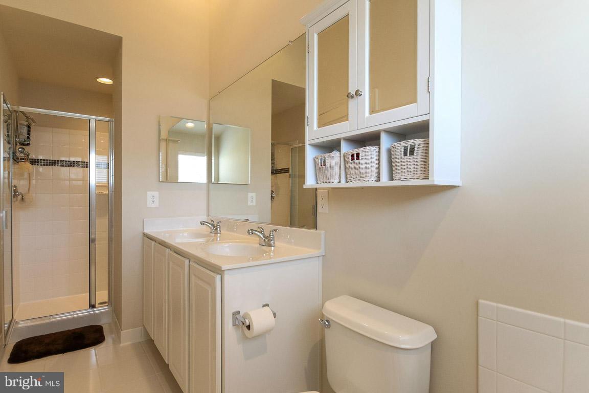 PEMBROOKE - Residential