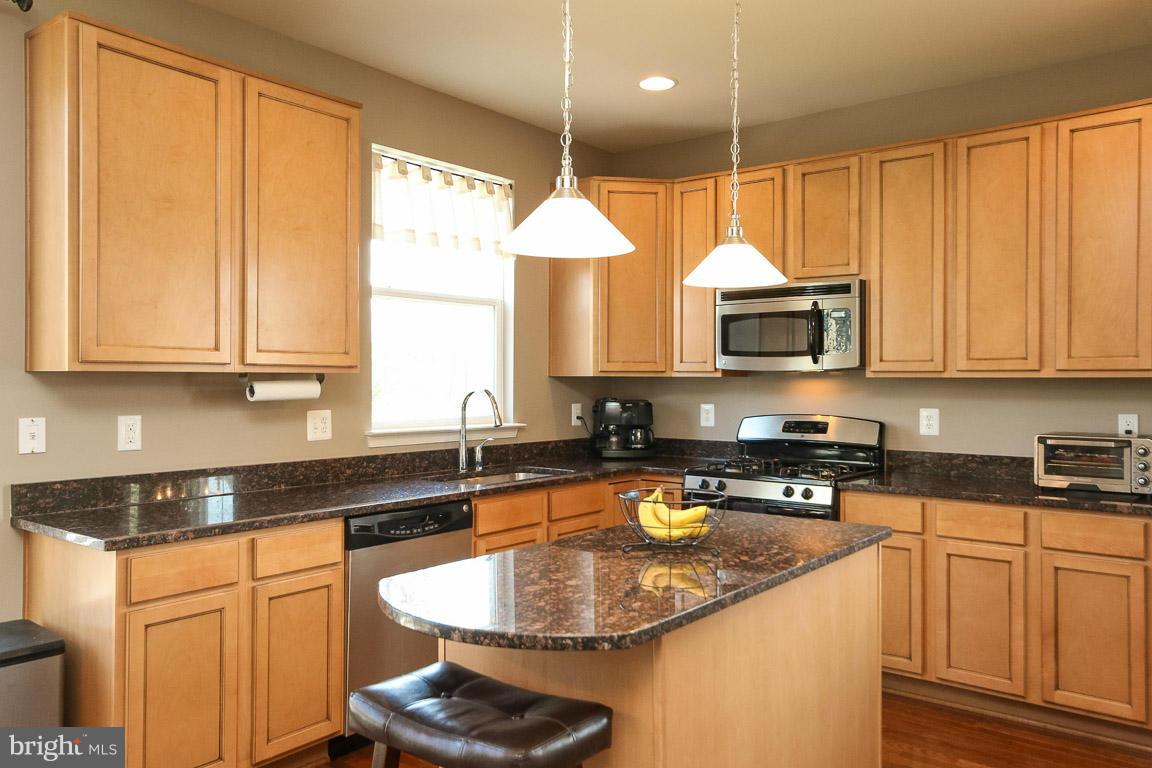 PEMBROOKE - Residential