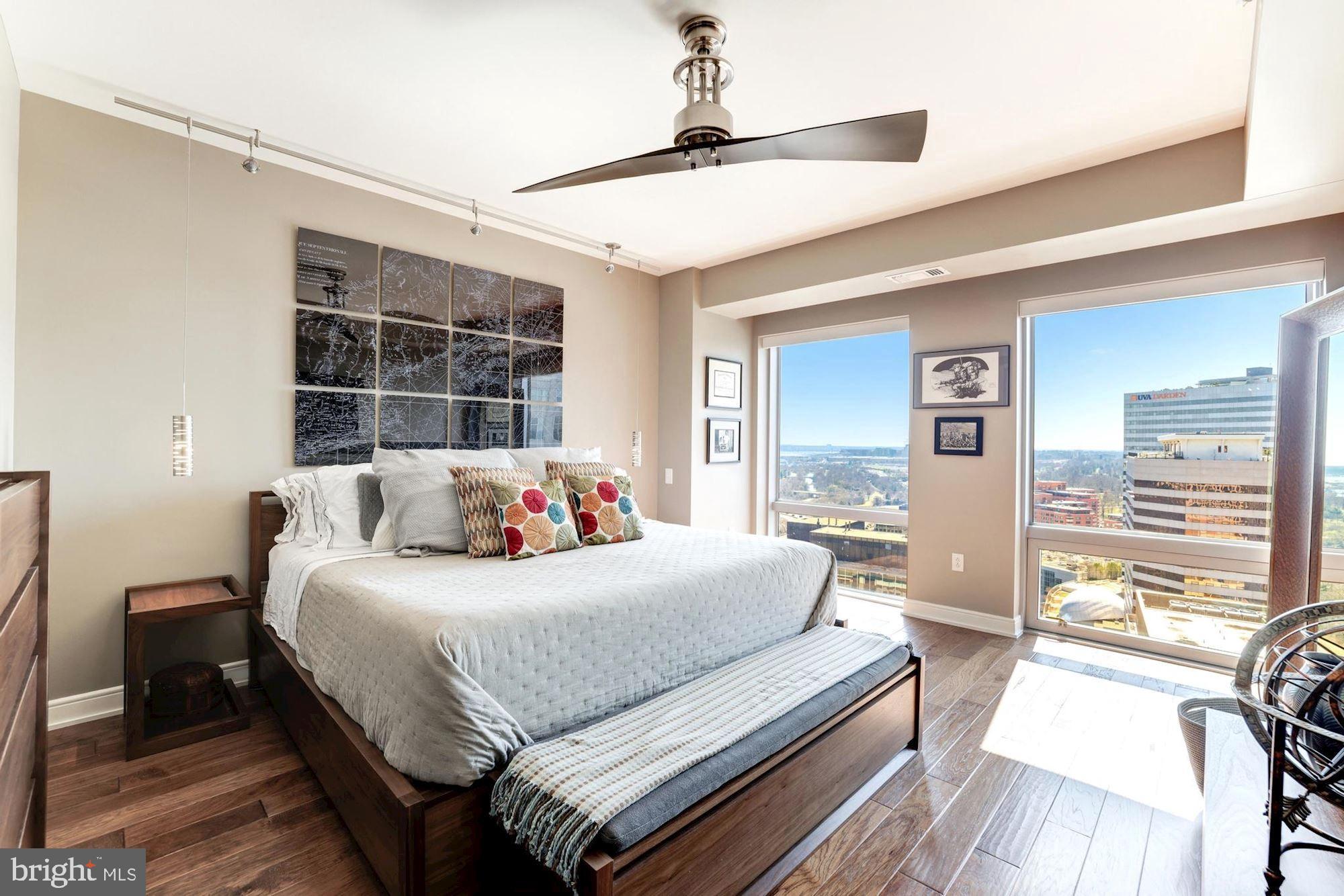 ROSSLYN - Residential