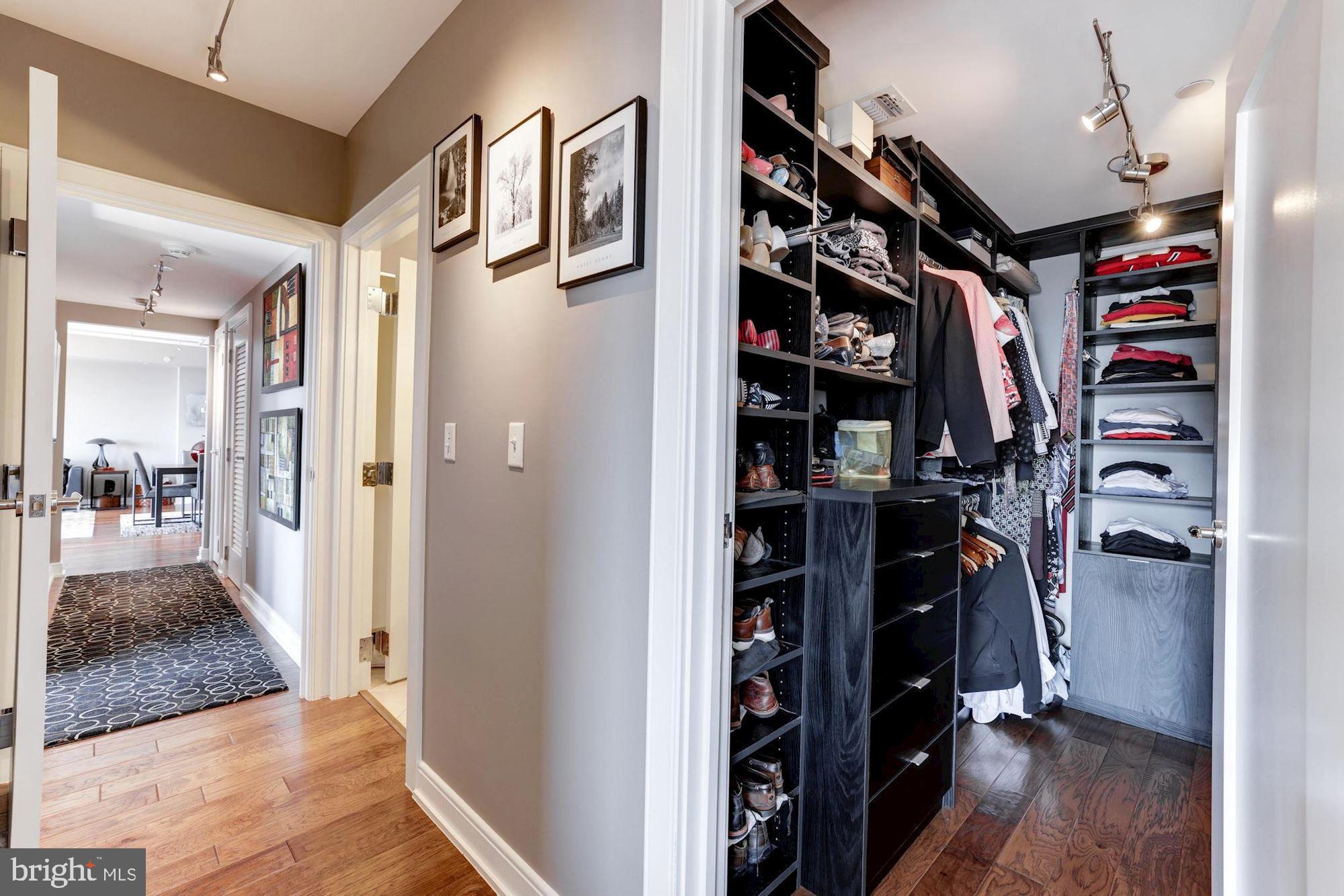 ROSSLYN - Residential