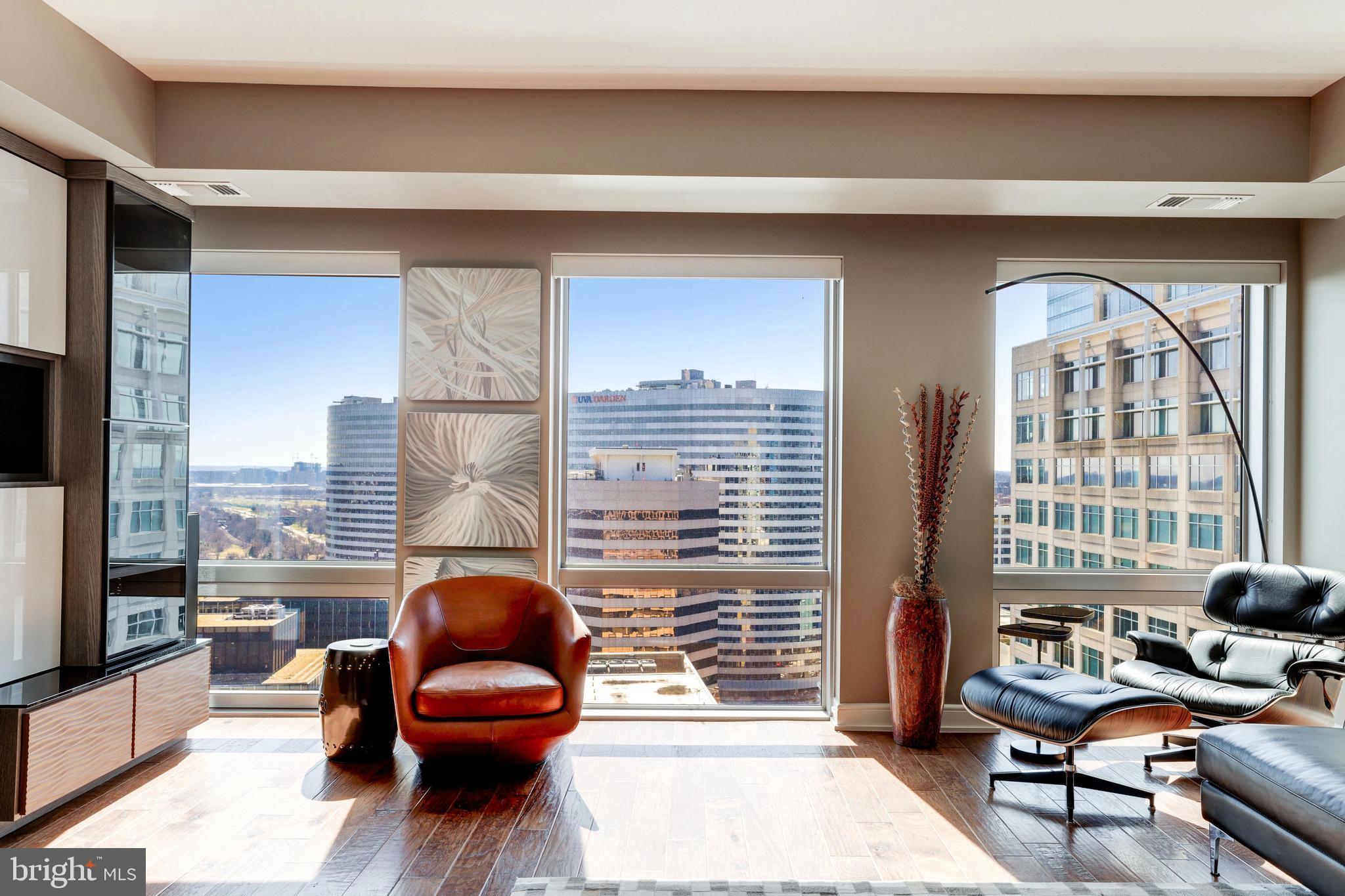 ROSSLYN - Residential