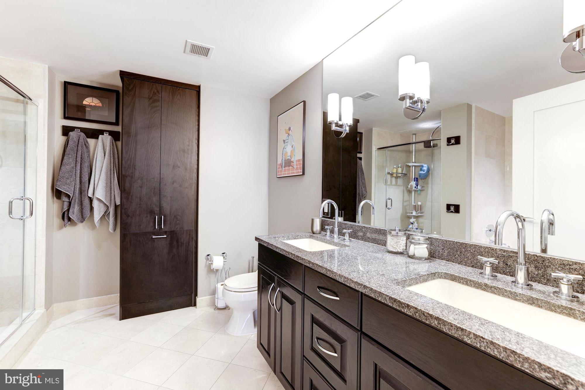 ROSSLYN - Residential