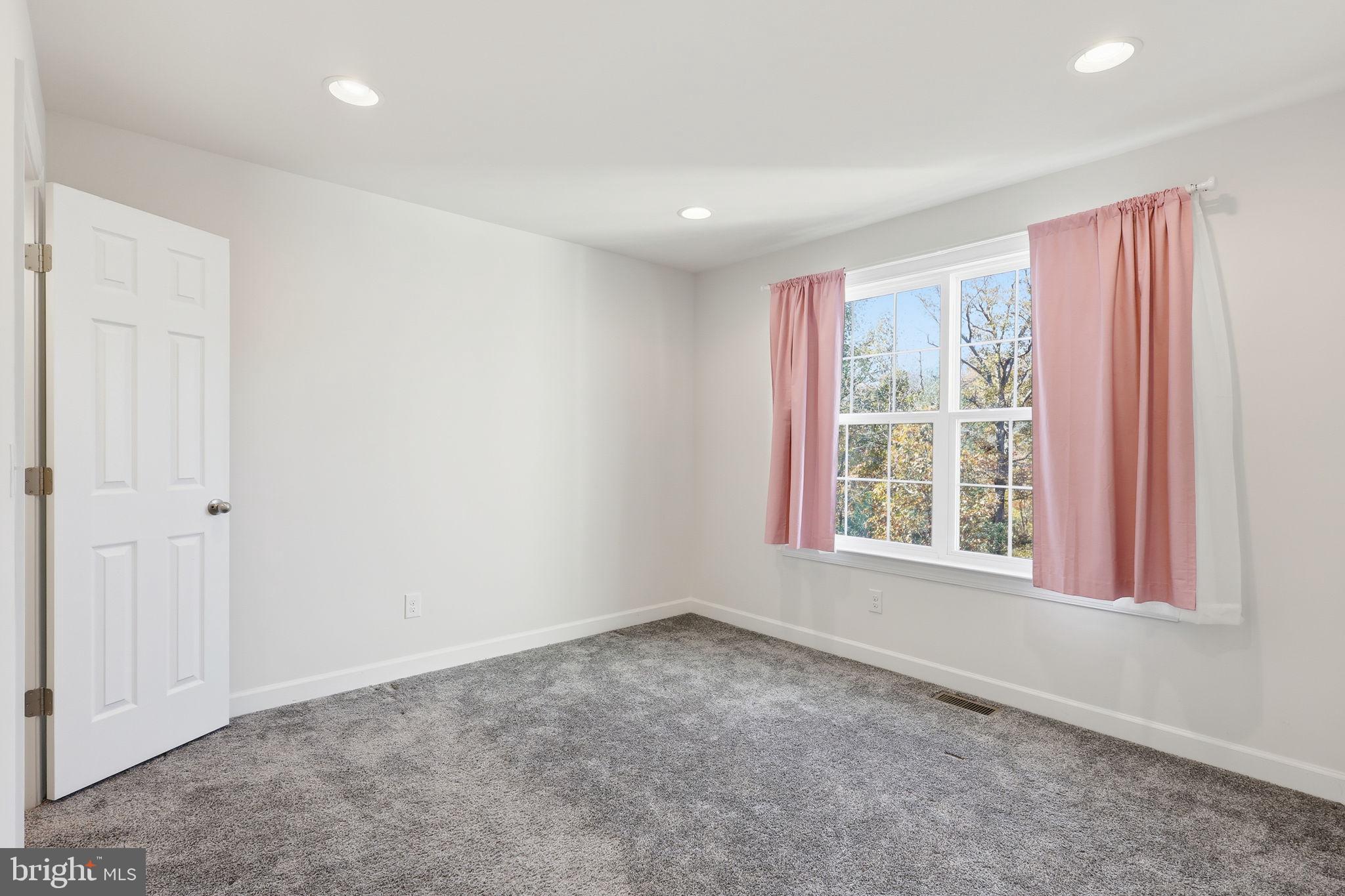 LEELAND STATION - Residential